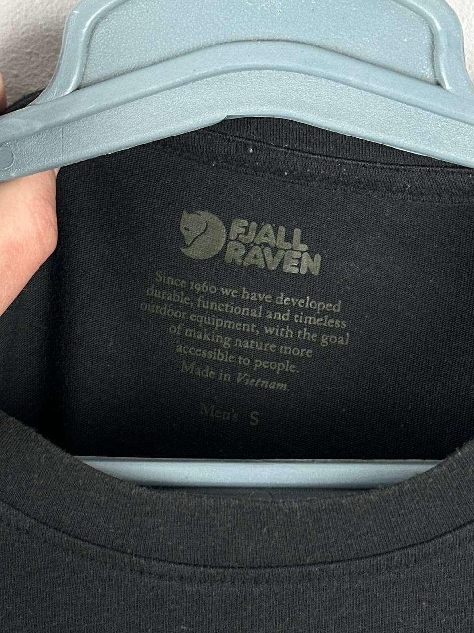 Fjallraven Fjallraven Outdoor Big Logo Balck T Shirt Size US S / EU 44-46 / 1 - 5 Thumbnail