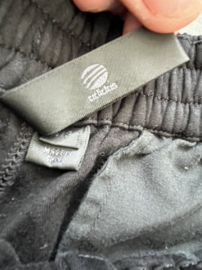 Y-3 Y-3 Pants Size US 27 - 4 Thumbnail