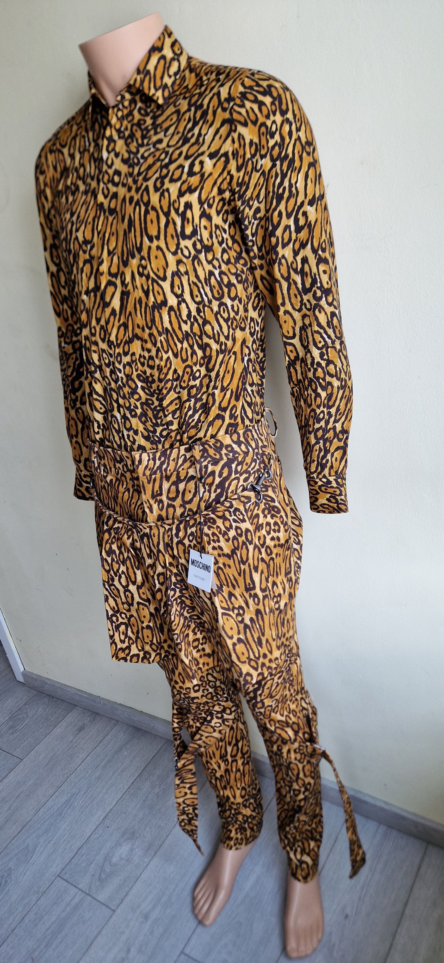 Moschino Moschino suze 48 italienne Size US M / EU 48-50 / 2 - 3 Thumbnail