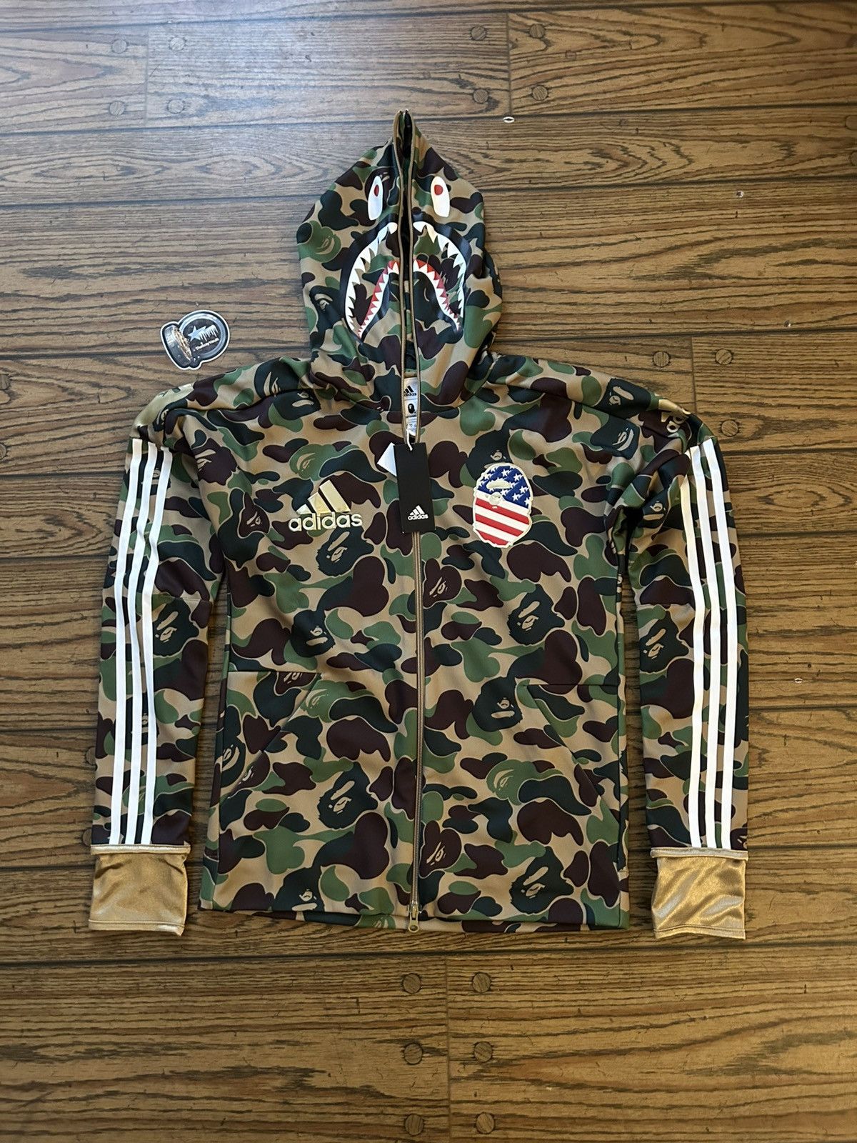 Adidas × Bape Bape x Adidas Green Camo Shark Full Zip Hoodie Size US S / EU 44-46 / 1 - 5 Thumbnail
