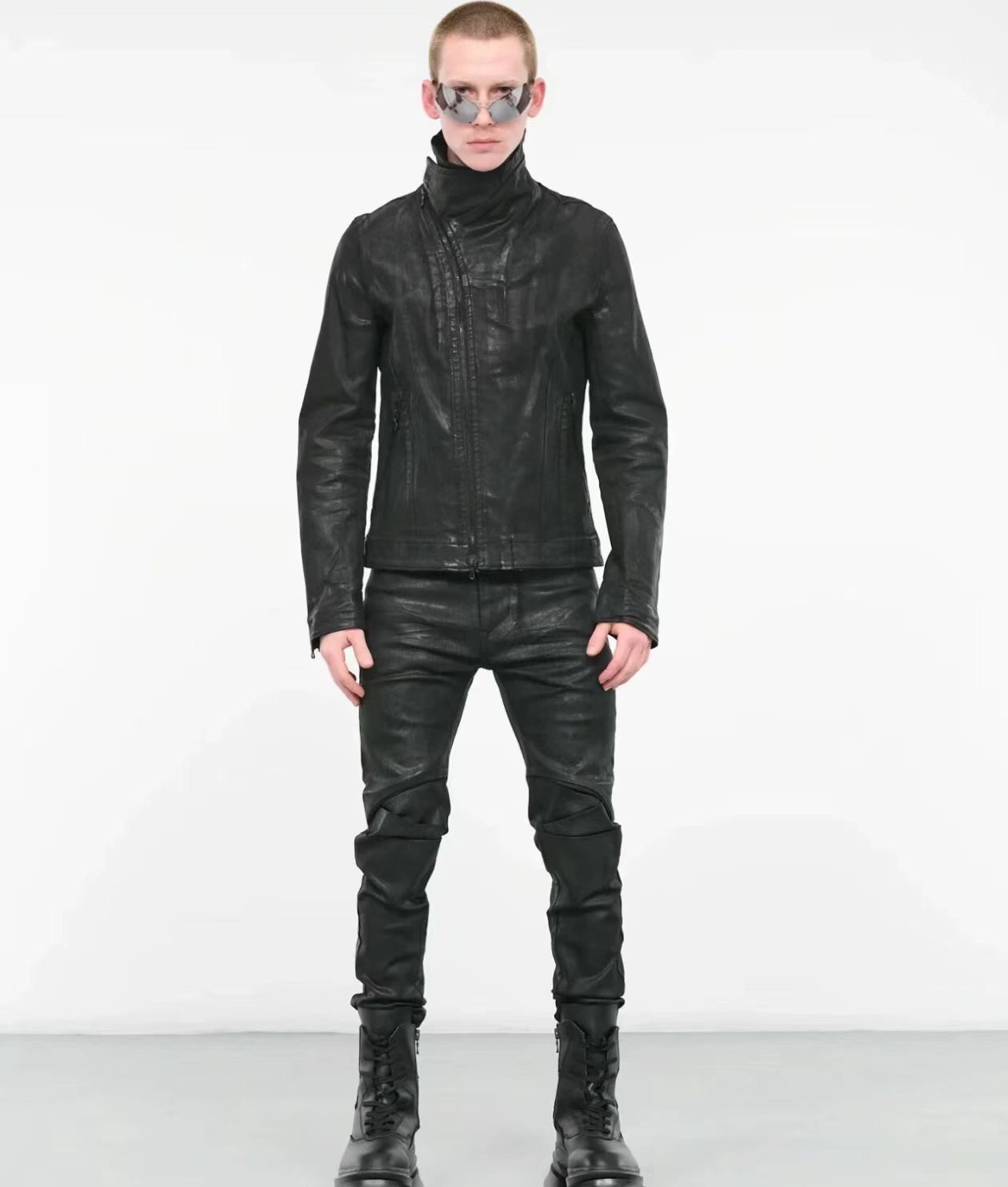 Julius Julius 7 brushed adhesive coated waxed jeans 2412-Nextarrow Size US 31 - 7 Thumbnail