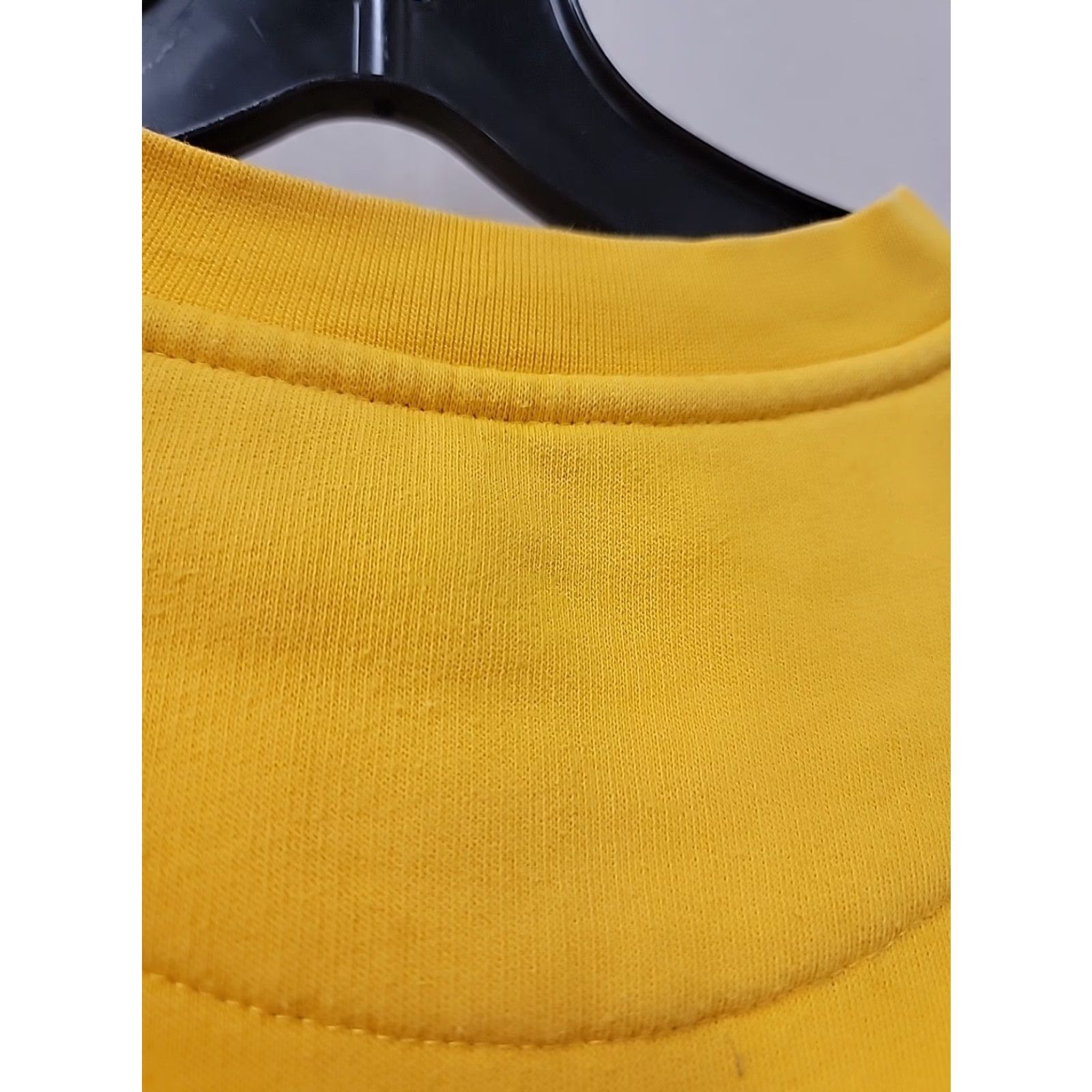Nike VINTAGE Nike Pullover Sweatshirt Crewneck Yellow Men’s XL 90s Mini Swoosh Logo Embroidered Sweatshirt Men Size US XL / EU 56 / 4 - 7 Thumbnail