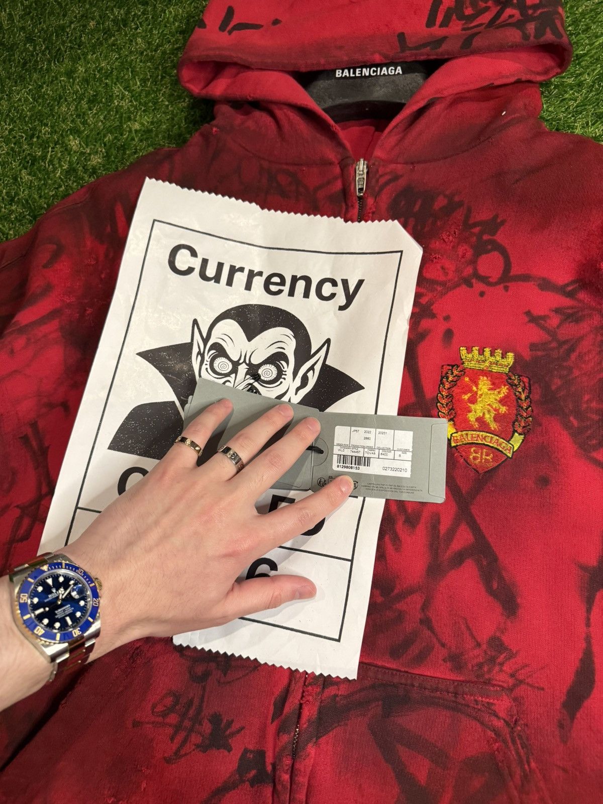 Balenciaga Balenciaga Skater Graffiti Zip Hoodie in Red Mudshow Size US S / EU 44-46 / 1 - 8 Thumbnail