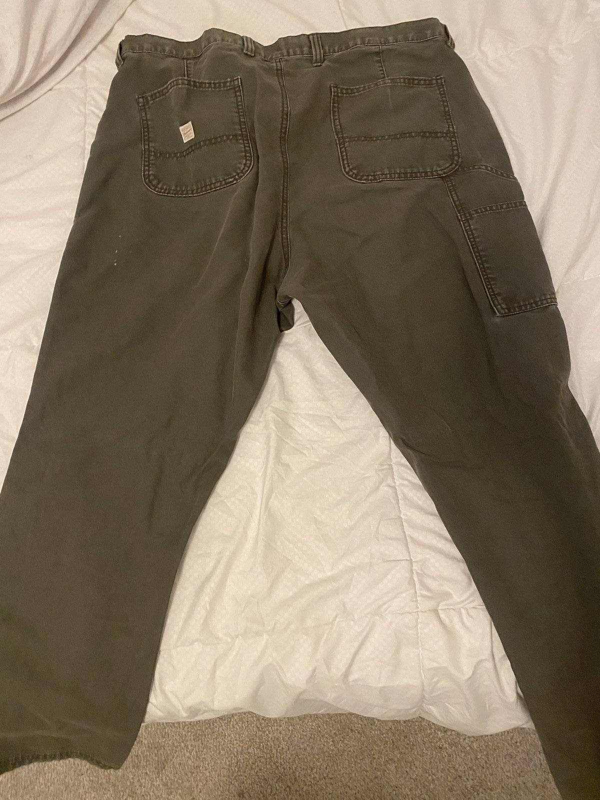Old Navy Khaki Green Cargo Pants Size US 38 / EU 54 - 2 Thumbnail