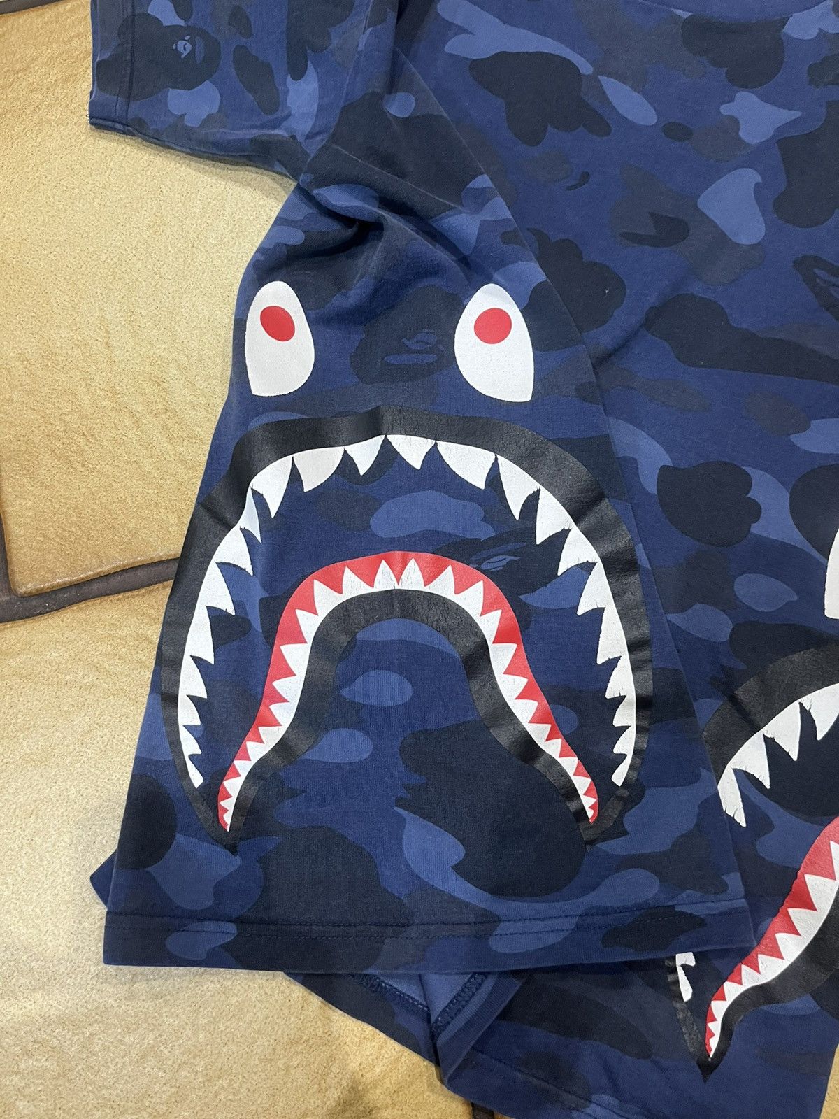 Bape Og Bape Side Shark Blue Camo Tee Size US S / EU 44-46 / 1 - 4 Thumbnail