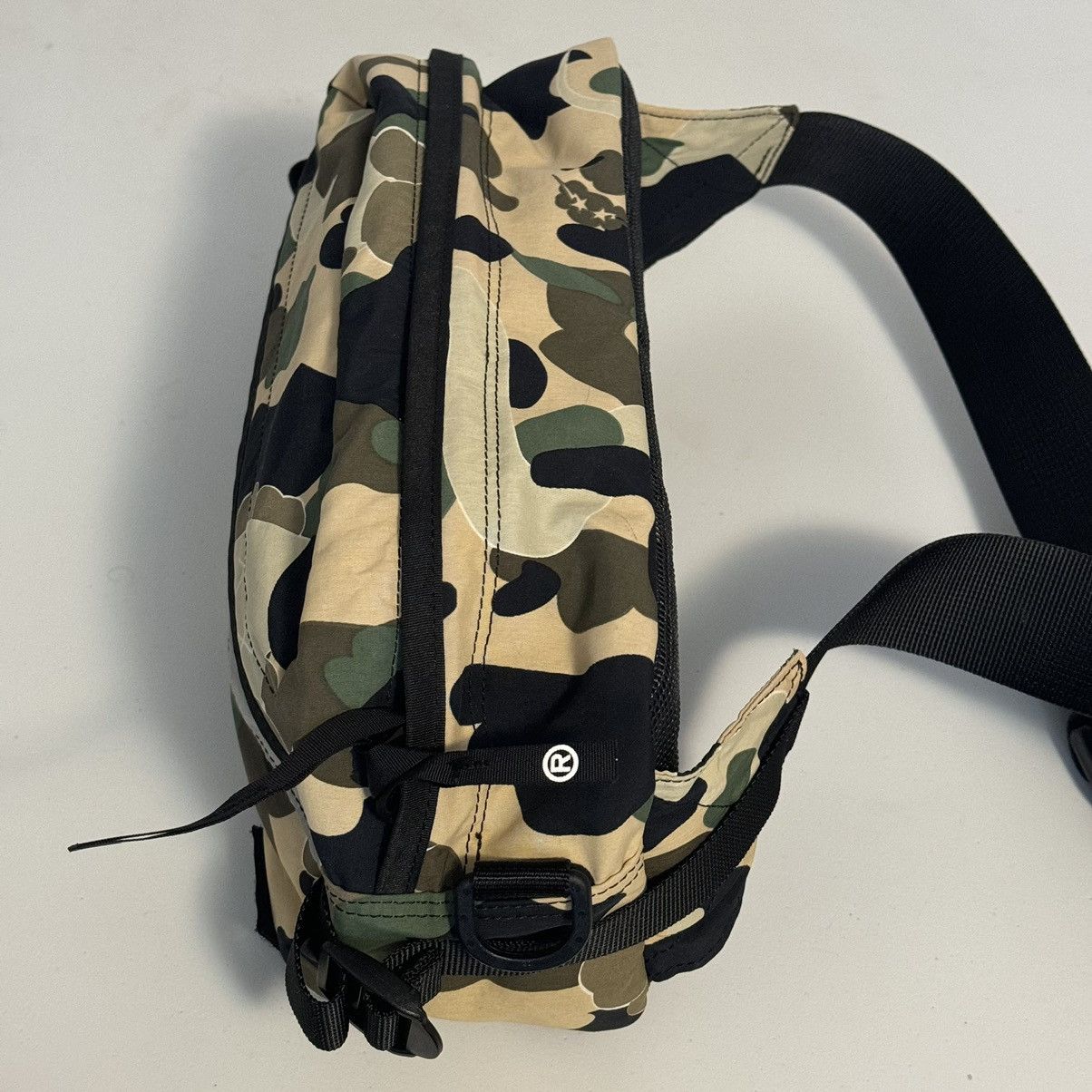 Bape × Kaws Bape x Kaws Bendy Camo Cross Body Waist Bag Size ONE SIZE - 4 Thumbnail