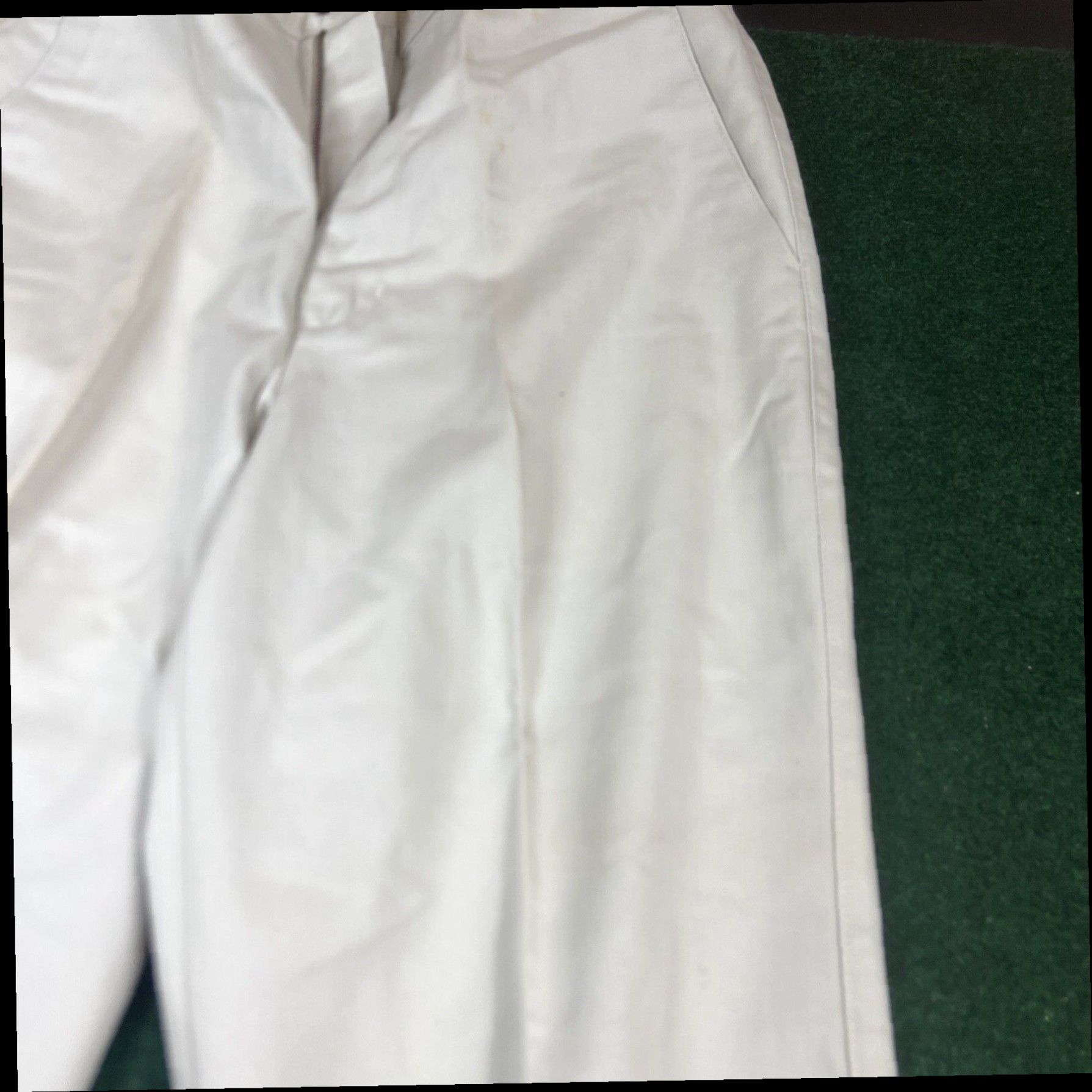 Haggar Haggar clothing Khaki Pants Mens 30x30 Tan Chino Flat Front Casual Outdoors Size US 30 / EU 46 - 4 Thumbnail