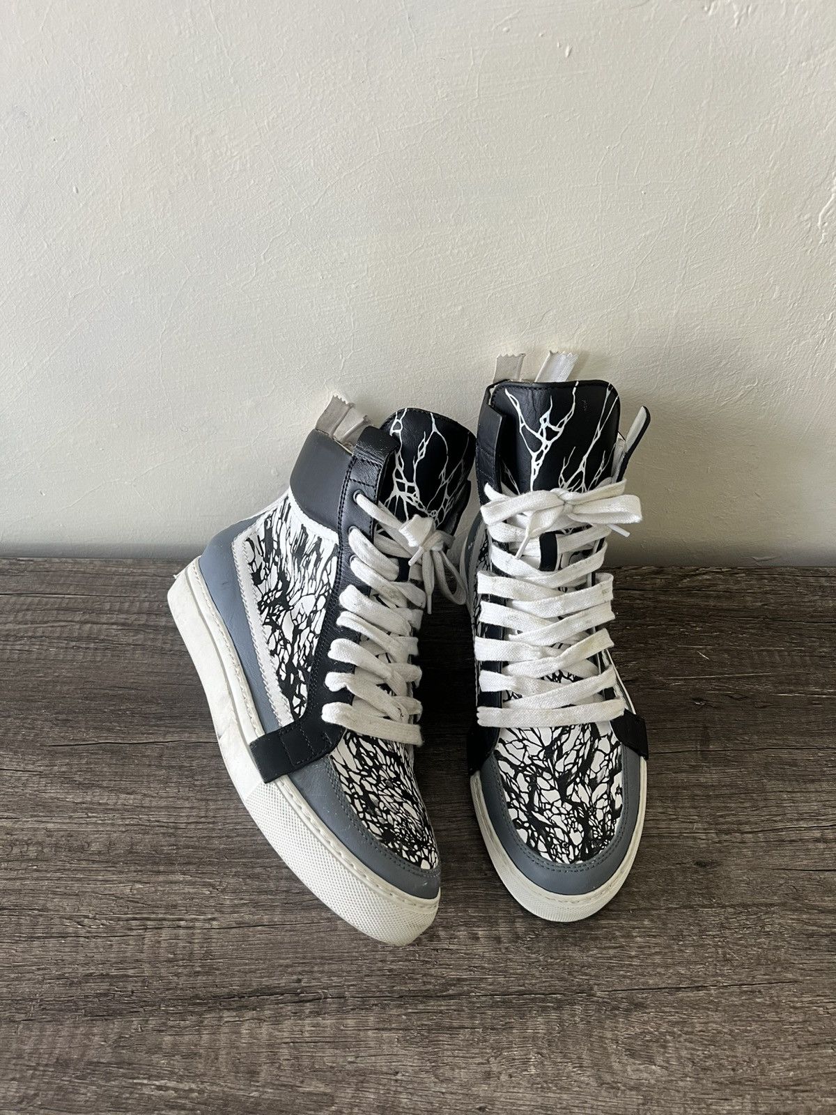Kris Van Assche KRIS VAN ASSCHE LACED BACKZIP SNEAKERS Size US 6 / EU 39 - 4 Thumbnail