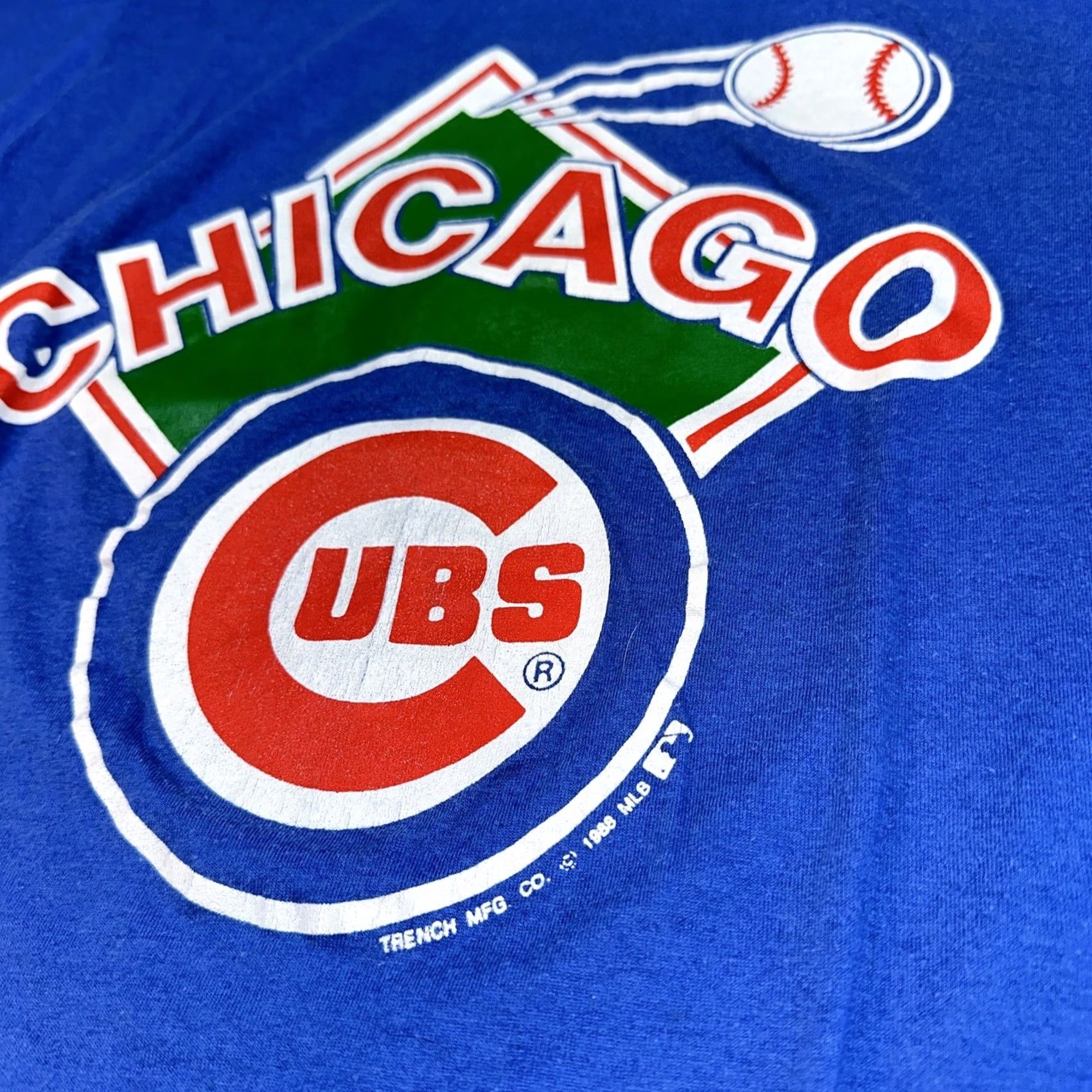 Vintage VINTAGE Screen Stars Men’s T-Shirt Cubs 1988 Blue M Silk Shirts Cubs Fans Mens Size US M / EU 48-50 / 2 - 5 Thumbnail
