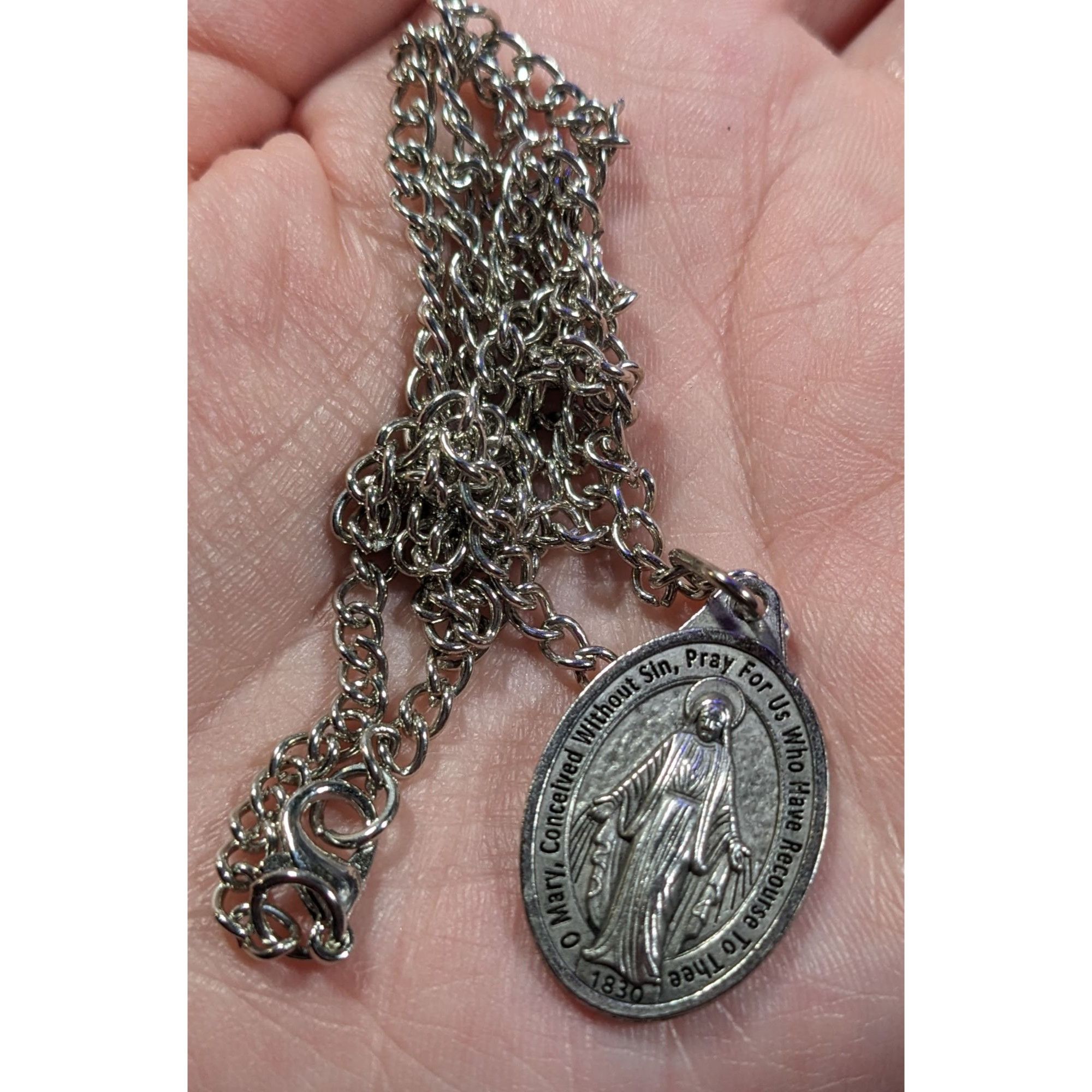 Other Catholic Religious Mother Mary Pendant Prayer Necklace Size ONE SIZE - 10 Thumbnail