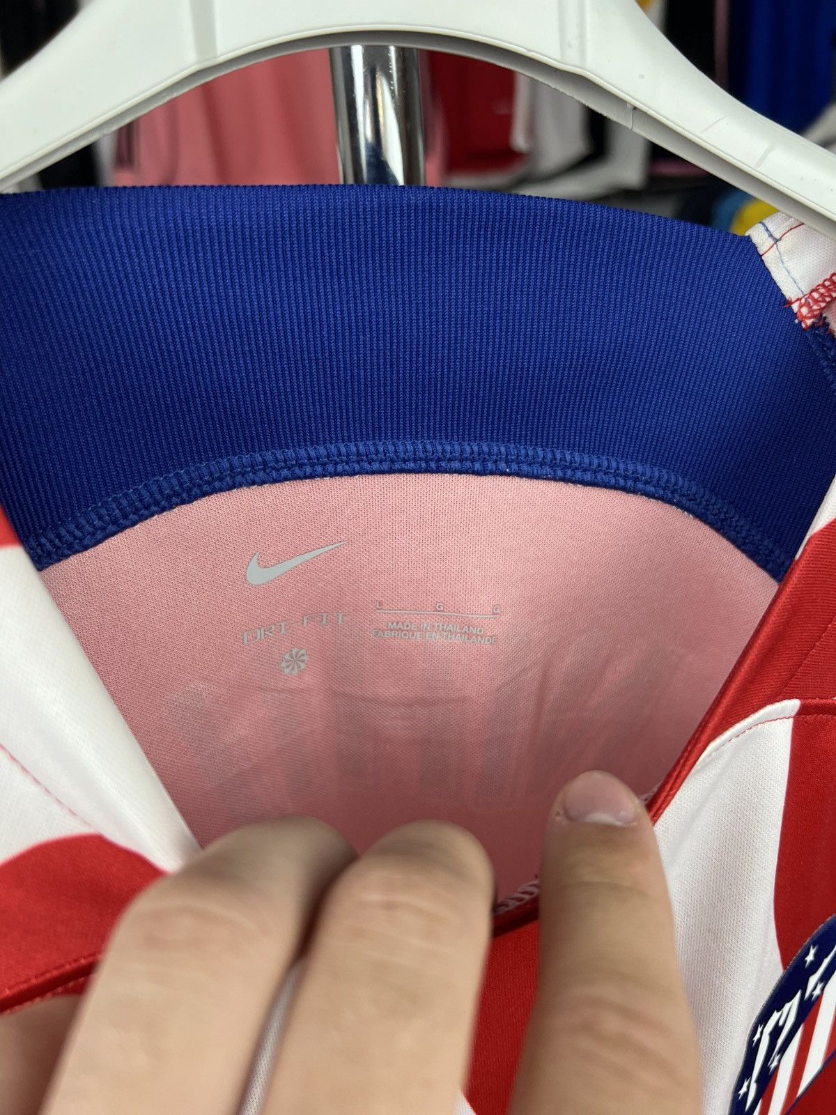 Nike Soccer Jersey Nike Atletico Madrid 2022/23 Size US L / EU 52-54 / 3 - 8 Thumbnail