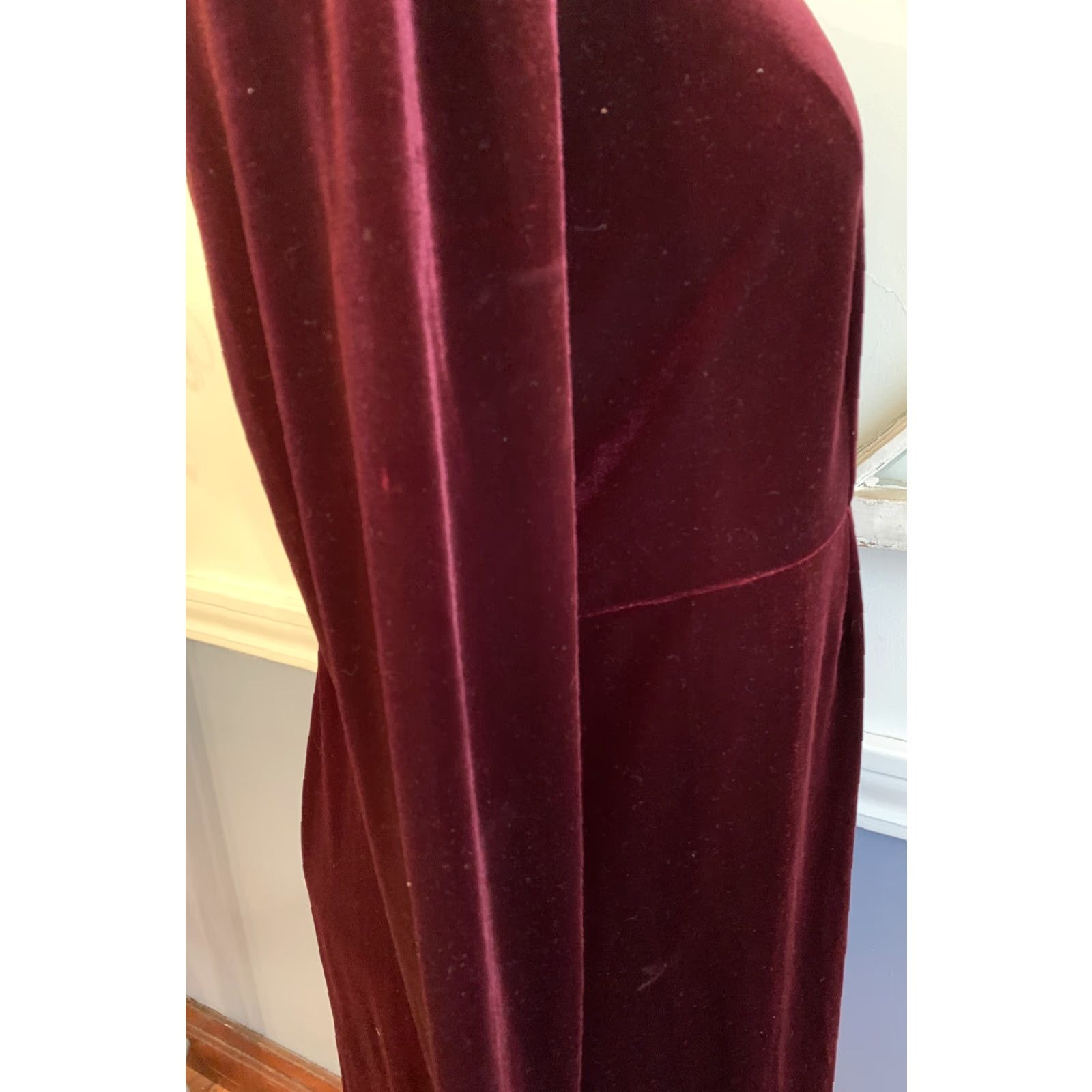 Vintage VINTAGE Large Motherhood Maternity Burgundy Velour Dress Empire Waist Scoop Neck Size L / US 10 / IT 46 - 6 Thumbnail