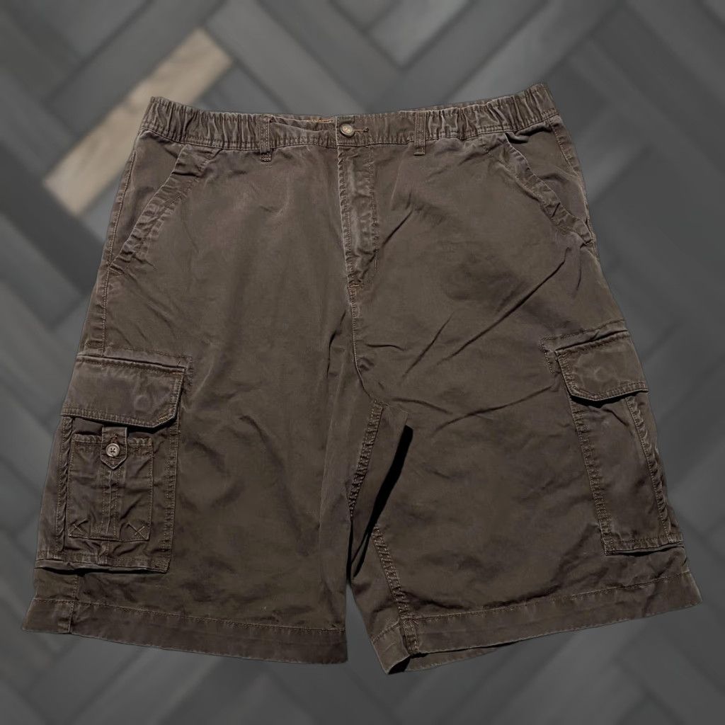 Vintage G&M Cargo Shorts Mens 40 Brown Relaxed Fit Canvas Pockets Cargo Pocket Front Flat Front Zip Fly Elastic Waist Size US 40 / EU 56 - 1 Thumbnail