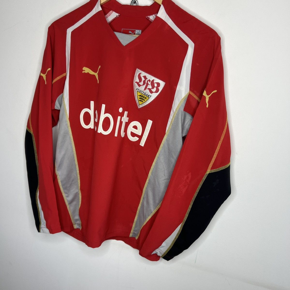 Puma × Vintage Vintage Stuttgart 2004 2006 football jersey Longsleeve Size US S / EU 44-46 / 1 - 2 Thumbnail