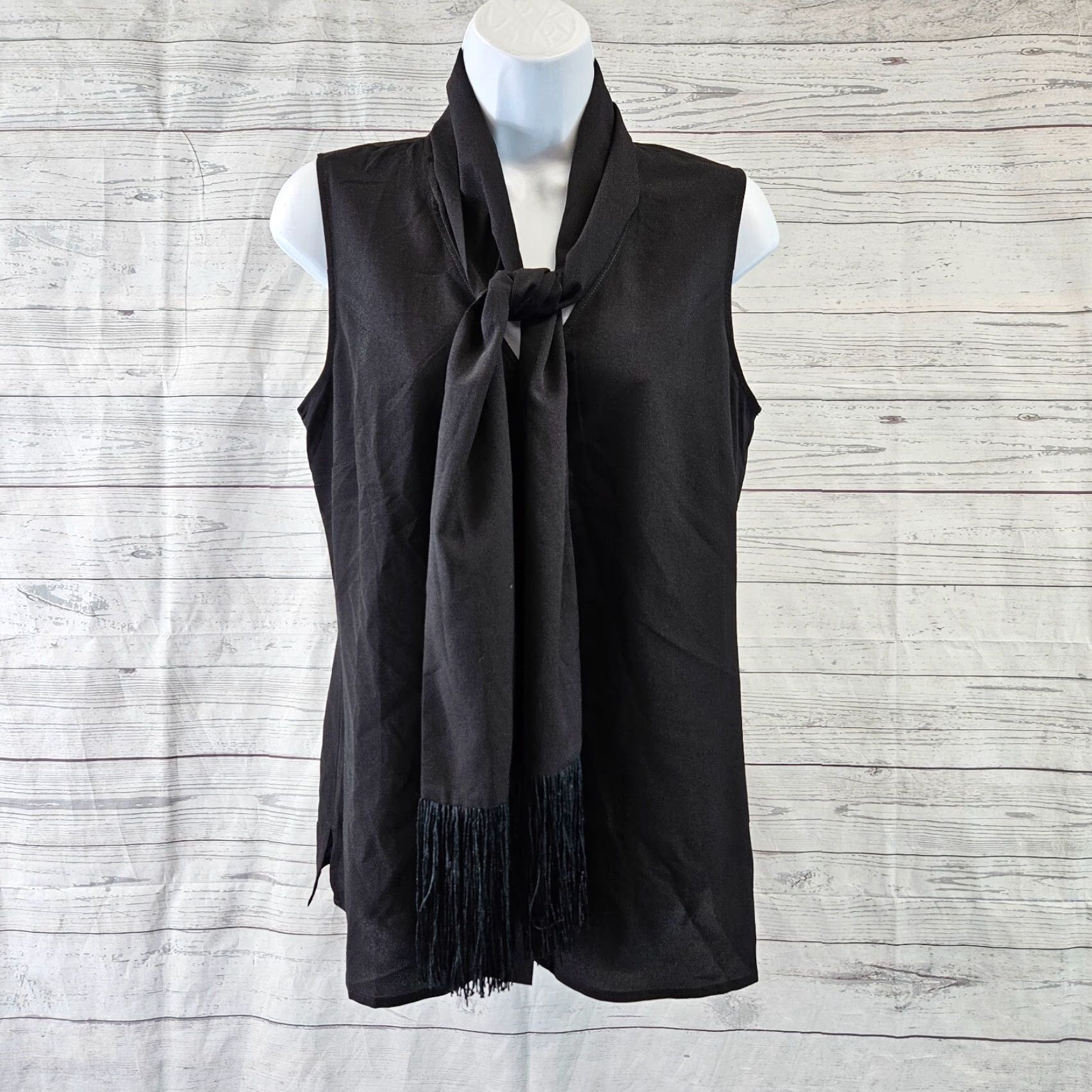 Vintage Cabi 3430 Blouse Solid Black Fringe Button Front Sleeveless Womens Sz S Size S / US 4 / IT 40 - 2 Thumbnail