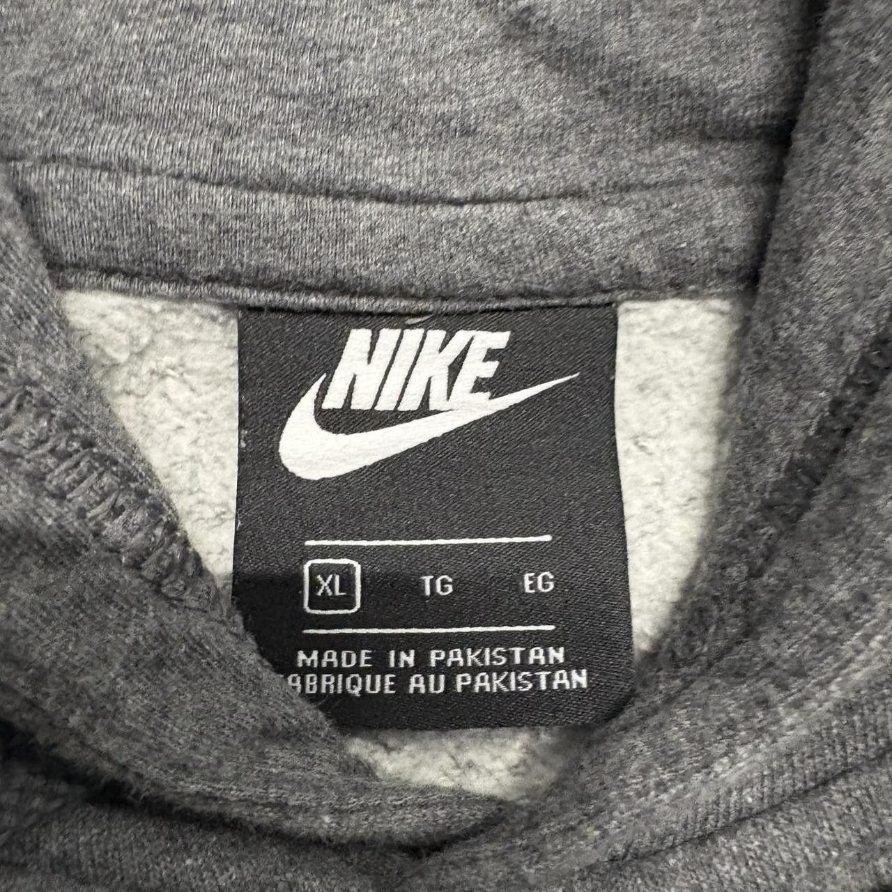 Nike Crazy Vintage Y2K/2000s Nike Embroidered Swoosh Logo Essential Hoodie! Size US XL / EU 56 / 4 - 4 Thumbnail