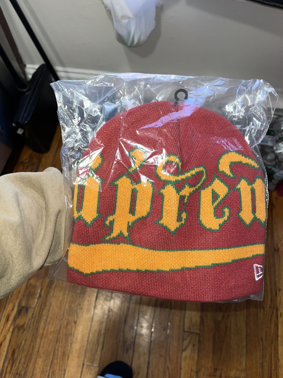 Supreme New era accent beanie red FW 24
