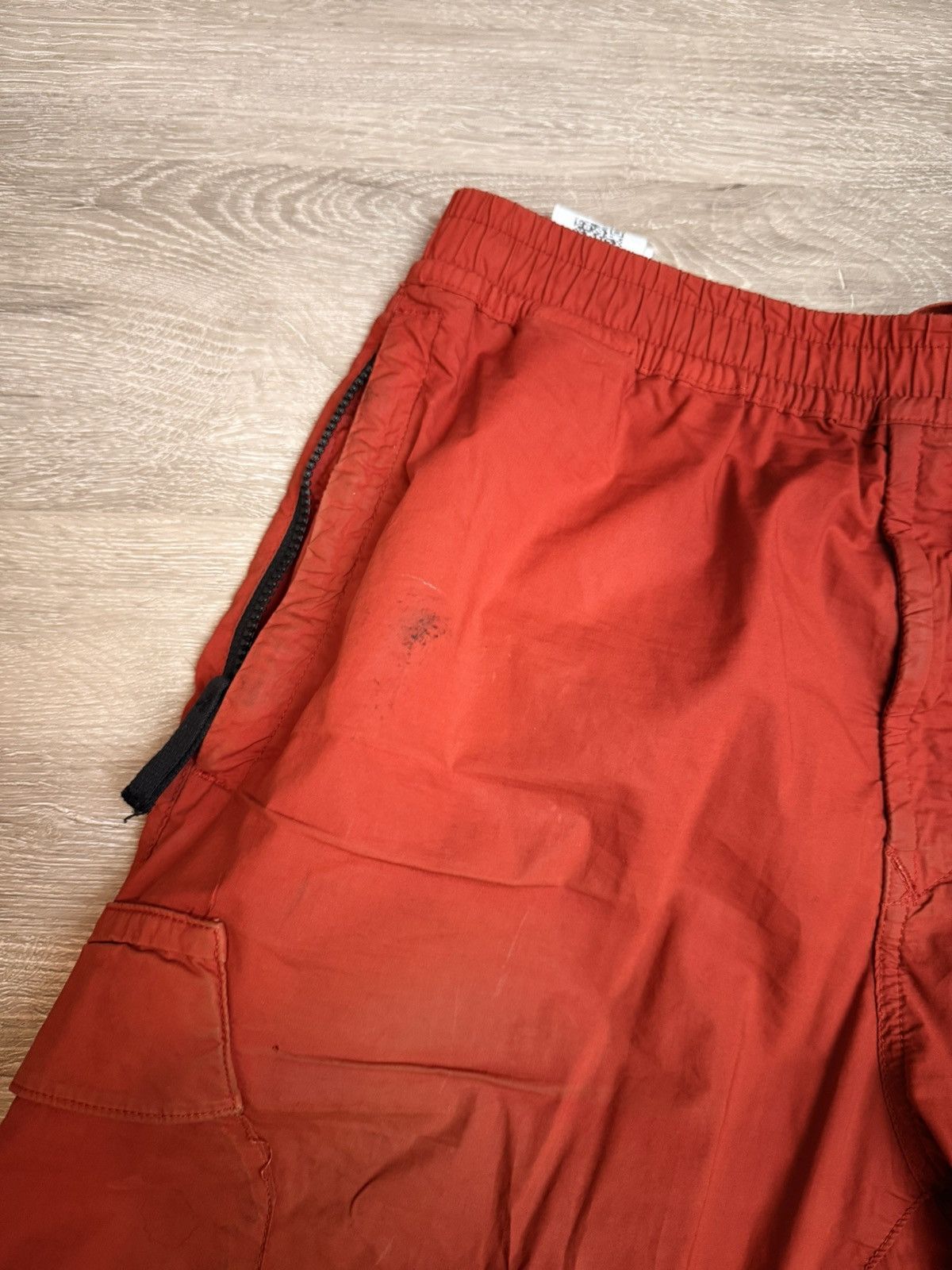 Stone Island Stone Island RE-T Red Nylon Cargo Joggers (W34) Size US 34 / EU 50 - 4 Thumbnail