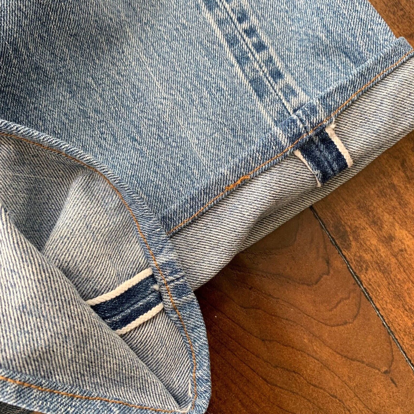 Levi's VINTAGE Levi's 501 XX Jeans 30x26 Blue Redline Selvedge 80s USA Straight Fit Distressed Mens Size US 30 / EU 46 - 2 Thumbnail