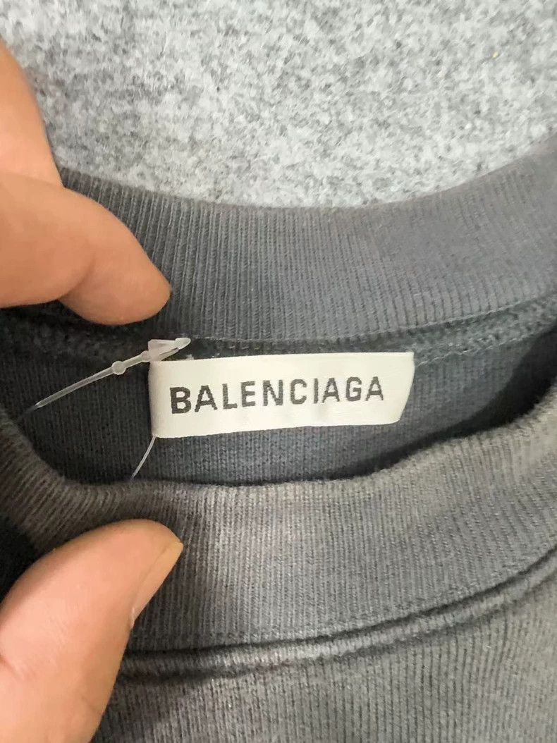 Balenciaga Balenciaga Small logo embroidered hoodie 2501-Nextarrow Size US XS / EU 42 / 0 - 5 Thumbnail