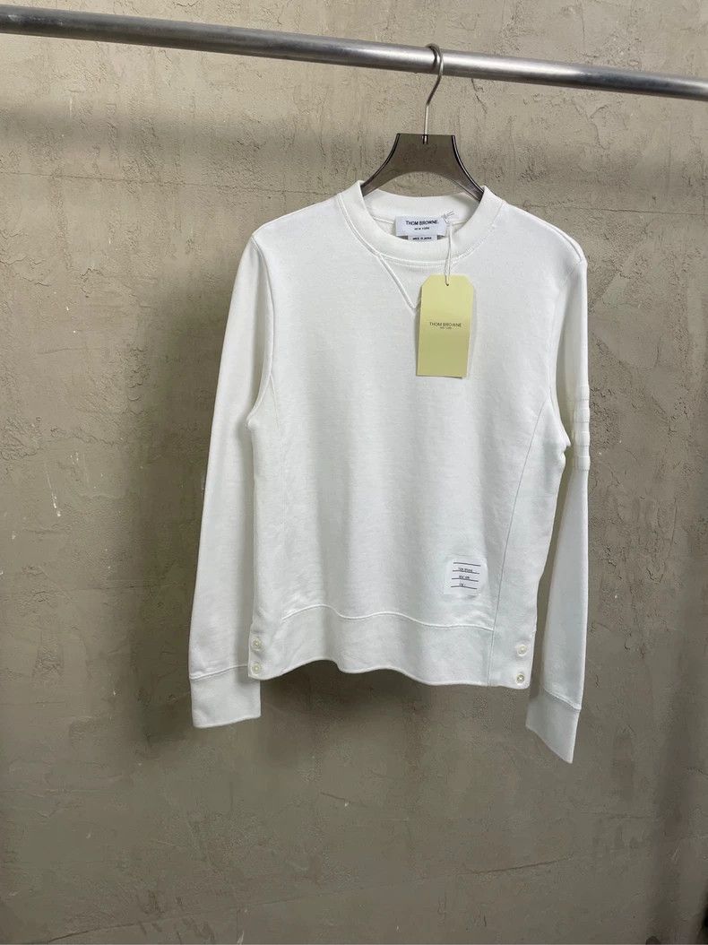Thom Browne Thom browne Limited edition pure white four-striped round-n Size US S / EU 44-46 / 1 - 1 Thumbnail