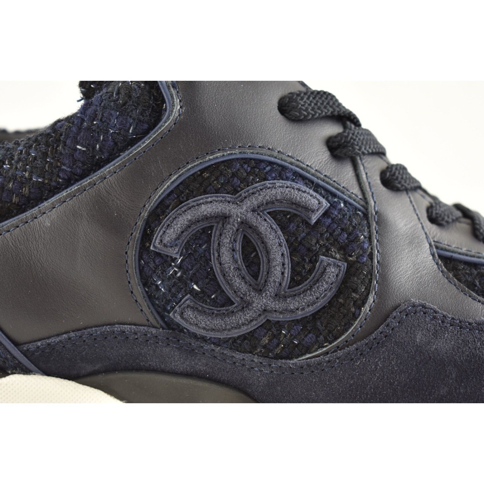 Chanel Chanel 24A Blue Black Tweed Suede CC Logo Trainer Sneaker 42 Size US 12 / IT 42 - 4 Thumbnail