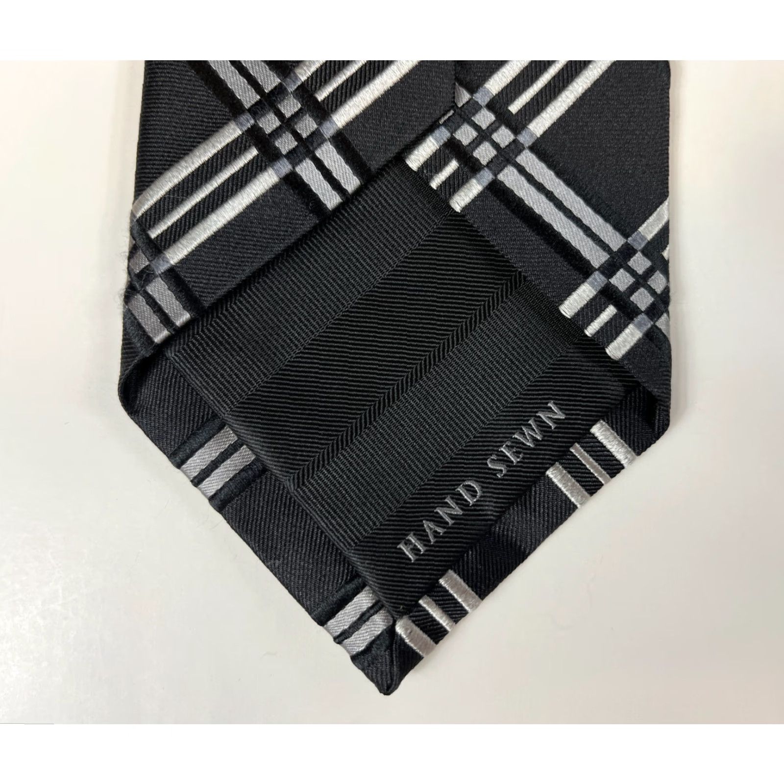 Robert Talbott Robert Talbott Carmel Men’s Luxury Silk Tie Plaids & Checks Hand Made in USA 57"-60" 3.75" Wide Black Silver Balck (sic) Silver One Size Designer Tie Size ONE SIZE - 7 Thumbnail