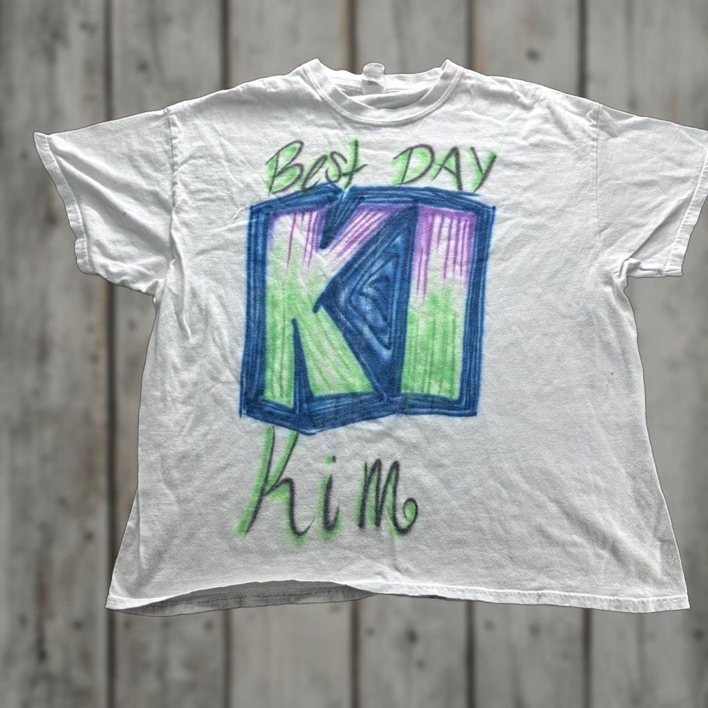 Gildan Gildan Shirt Mens XL White Graphic Tee Best Day K Kim Airbrush Colorful Graphic Tee Size US XL / EU 56 / 4 - 1 Thumbnail