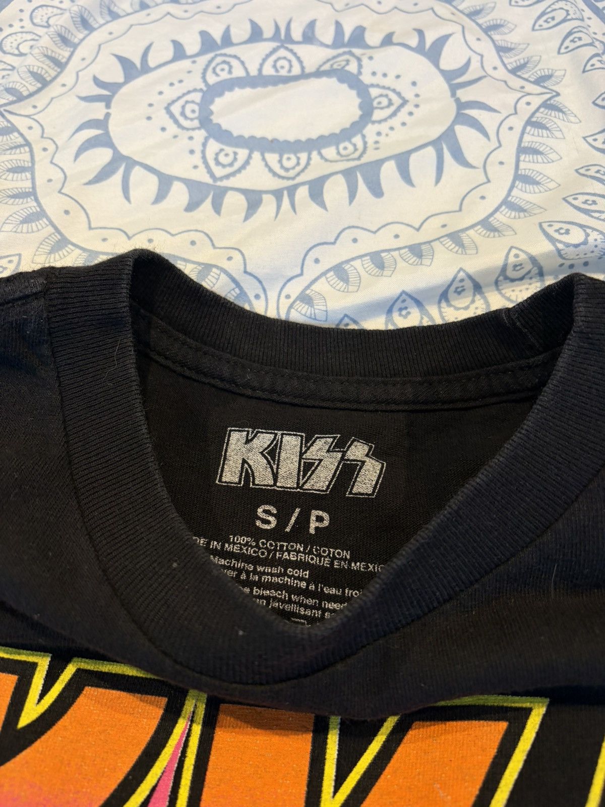 Vintage Kiss shirt Small Size US S / EU 44-46 / 1 - 3 Thumbnail