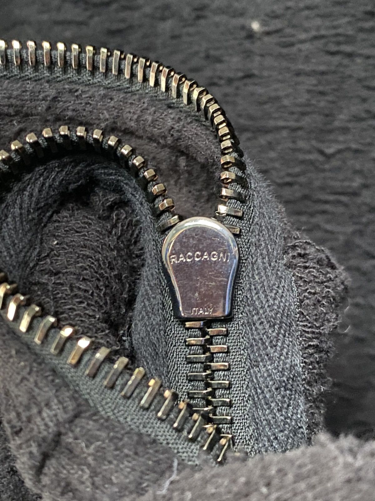 junhashimoto Junhashimoto distressed hoodie full zipper J5 Size US L / EU 52-54 / 3 - 9 Thumbnail
