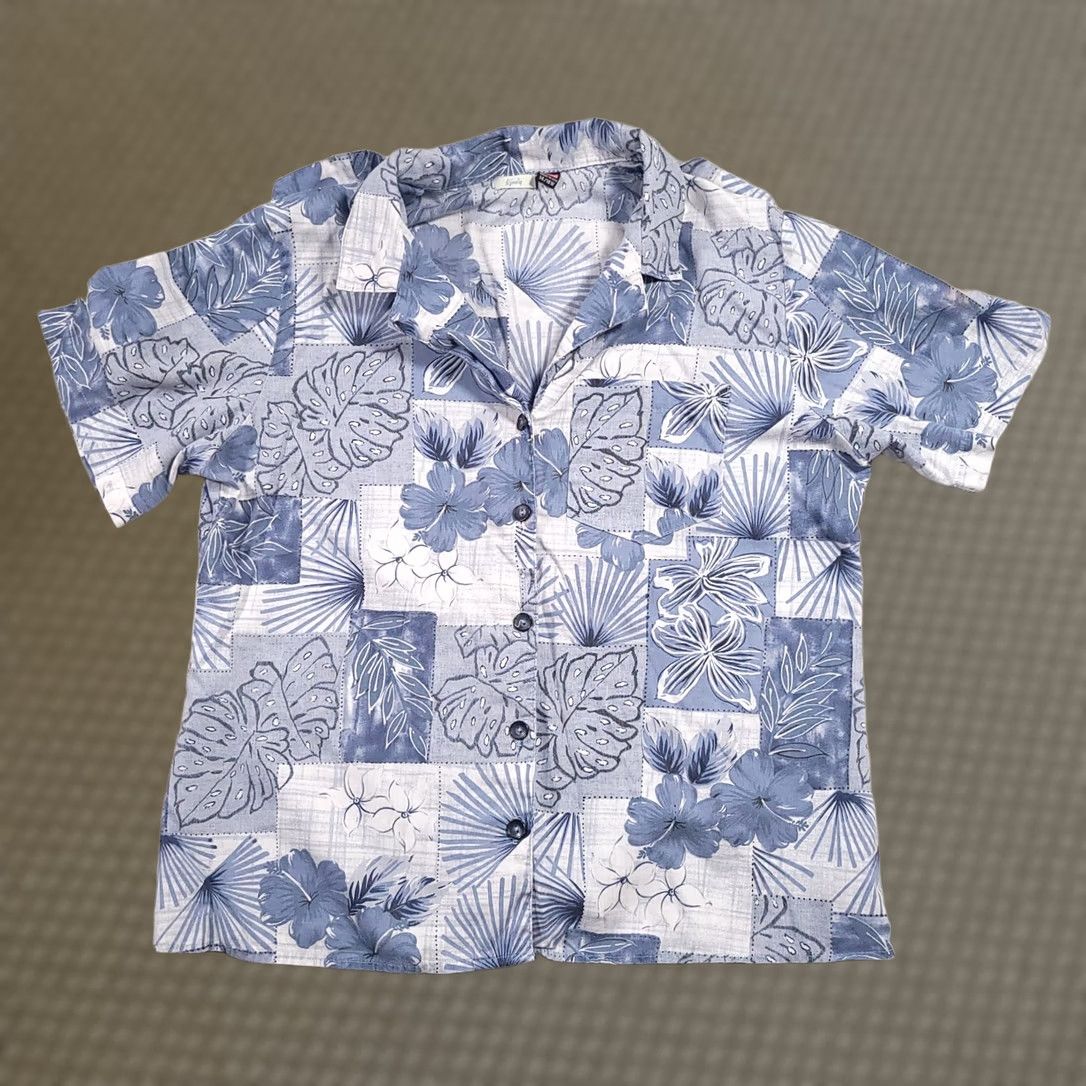Vintage VINTAGE Tapestry Button Up Casual Hawaiian Shirt Women 14W Blue Made In USA Size XL / US 12-14 / IT 48-50 - 1 Thumbnail