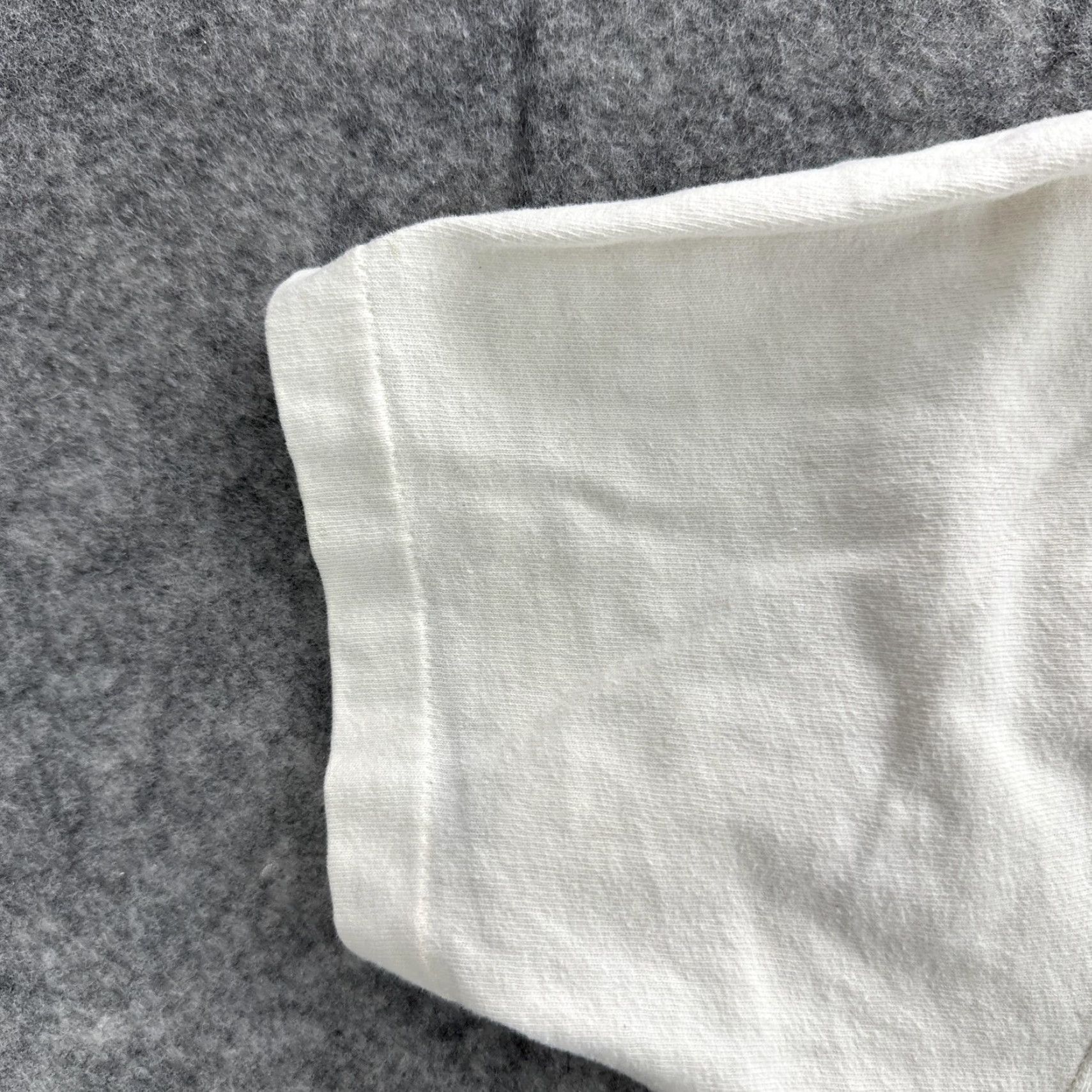Hanes VINTAGE Hanes 90s Camp Buc Shirt Mens Medium White Deer Sunglasses Graphic Summer Outdoor Casual Size US M / EU 48-50 / 2 - 6 Thumbnail
