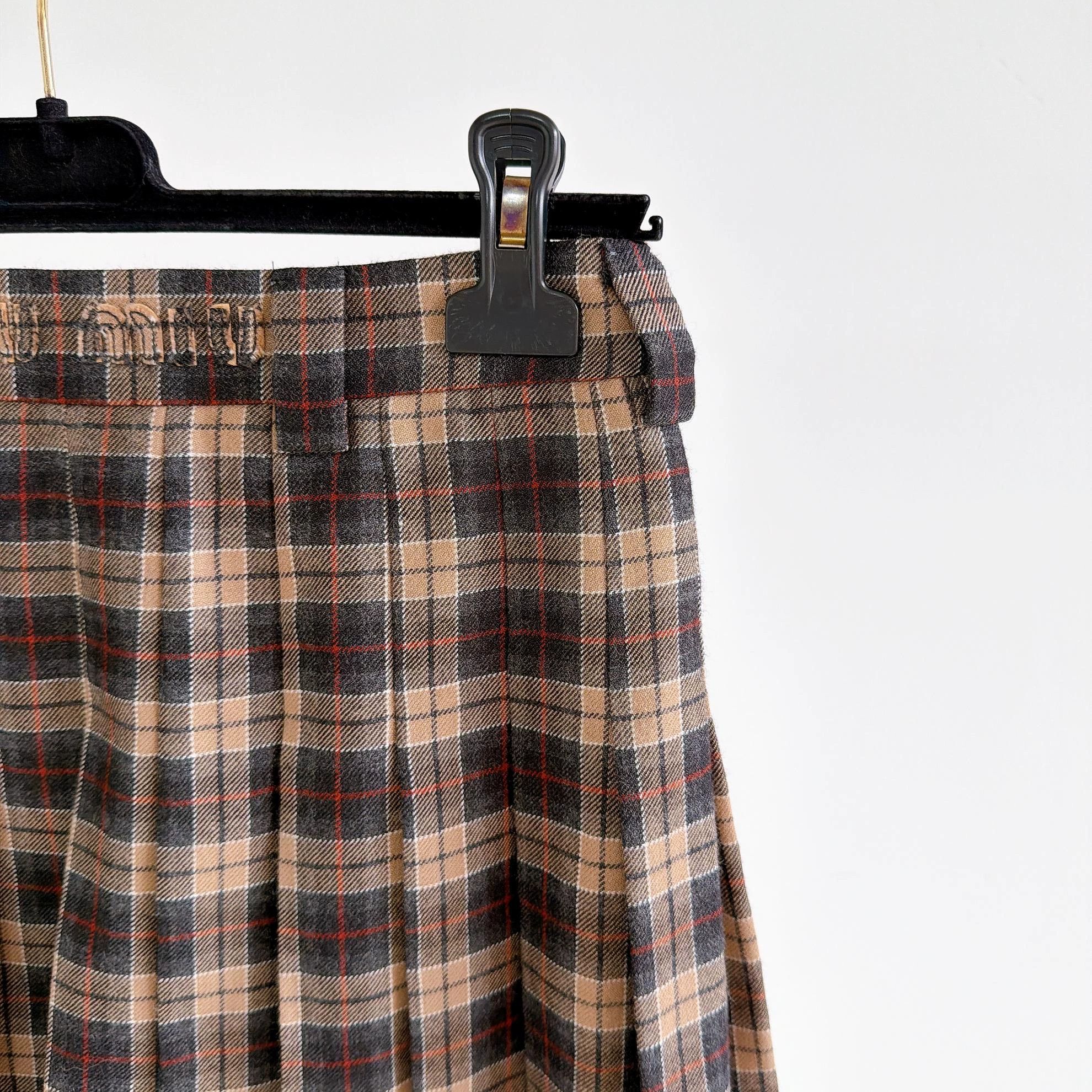 Miu Miu MIU MIU women's color blocked plaid short skirt 38 Size 26" / US 2 / IT 38 - 5 Thumbnail