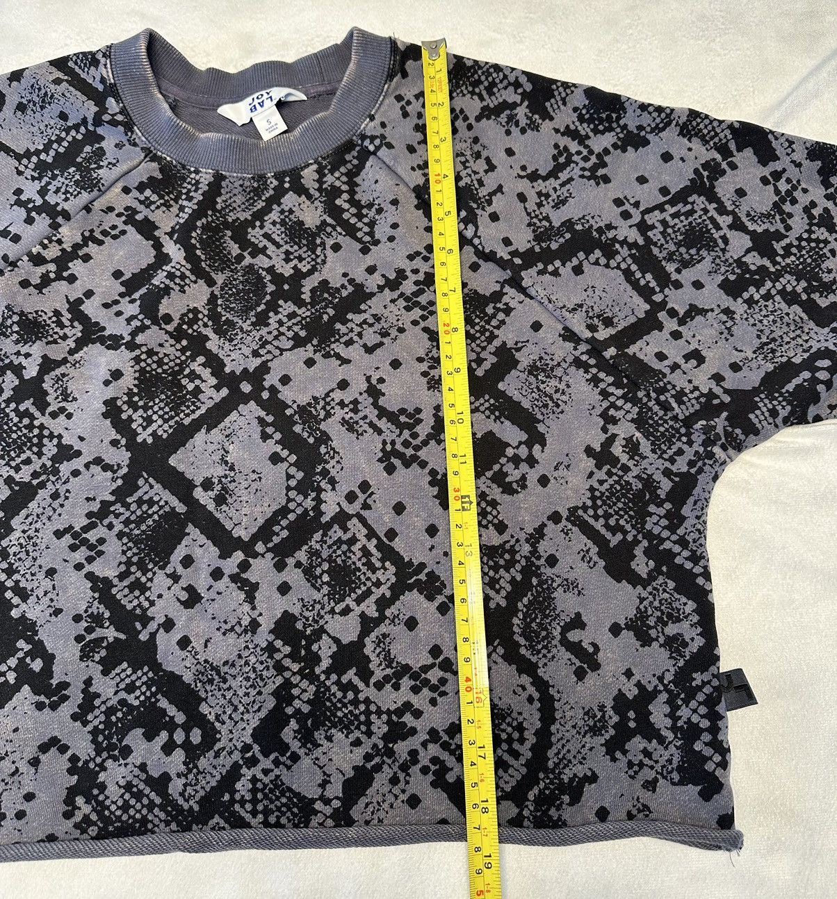 Other Joy Lab Black Snake Cropped Crew Neck Pullover Sweatshirt-SM Size S / US 4 / IT 40 - 3 Thumbnail