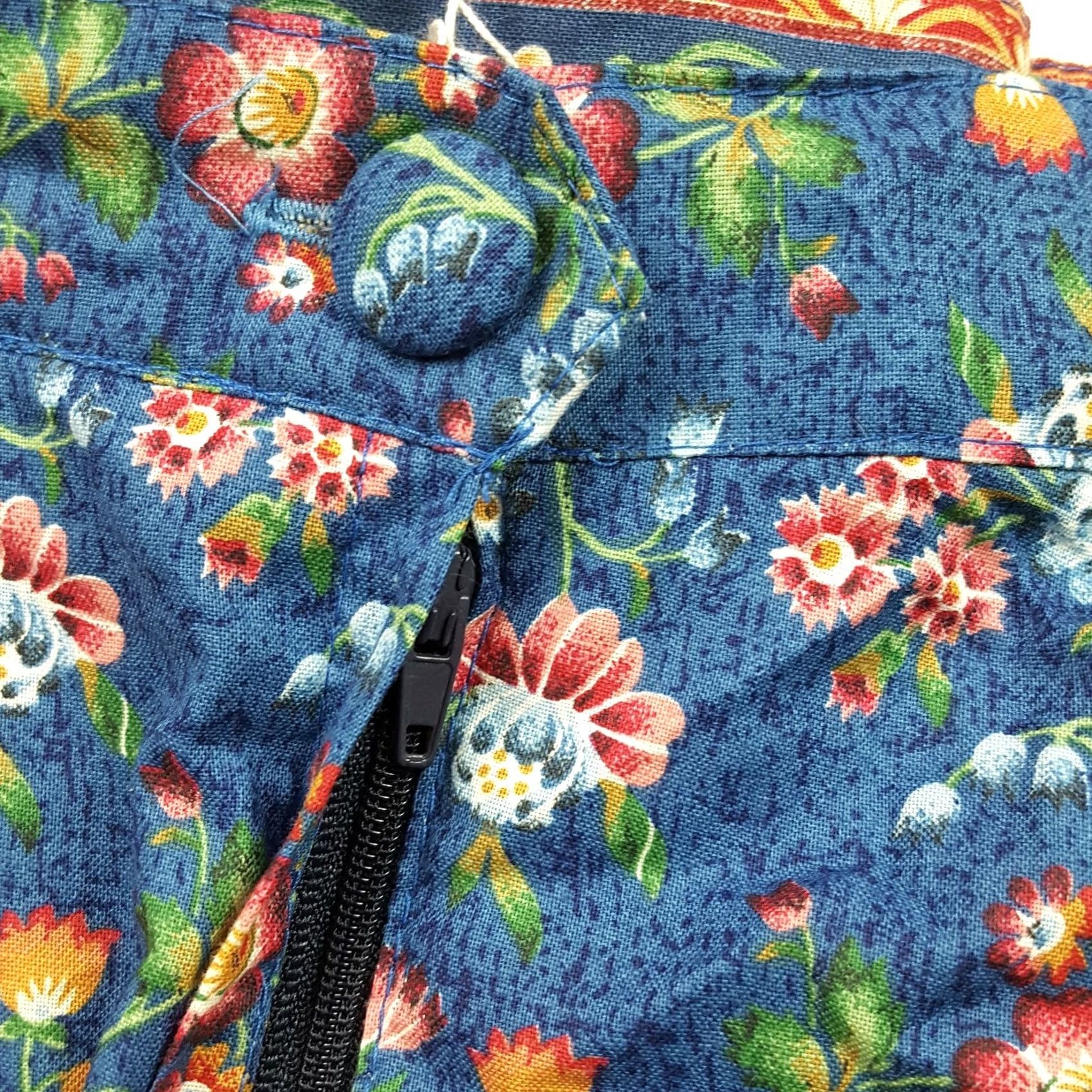 Vintage VINTAGE Floral A-Line Womens Size M Outdoor Boho Long Flower Nature Skirt Size 32" / US 10 / IT 46 - 5 Thumbnail