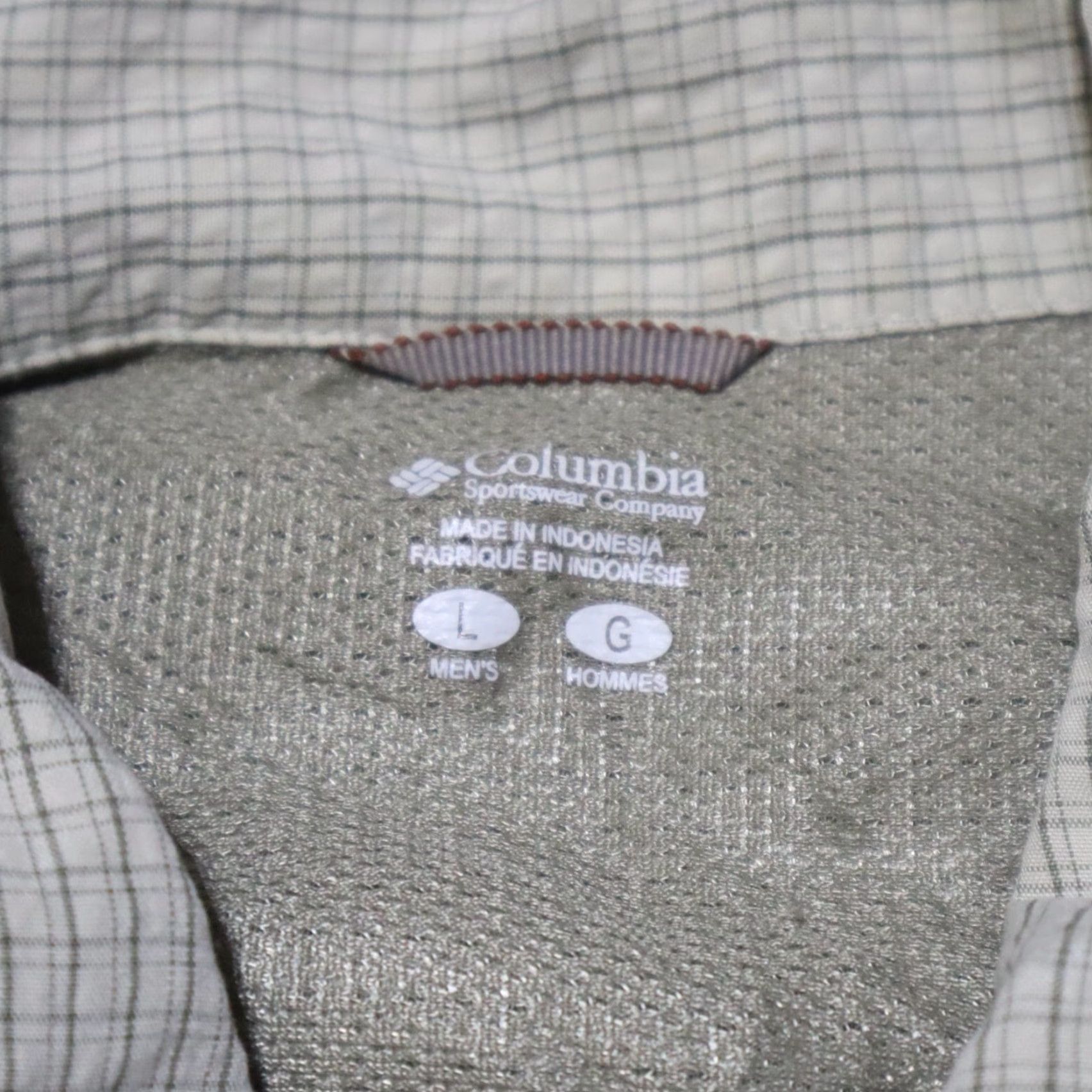 Vintage Columbia Shirt Button-Down Short Sleeve PFG Fishing Men’s Size L Brown Solid 2010s Mens Size US 33 - 4 Thumbnail