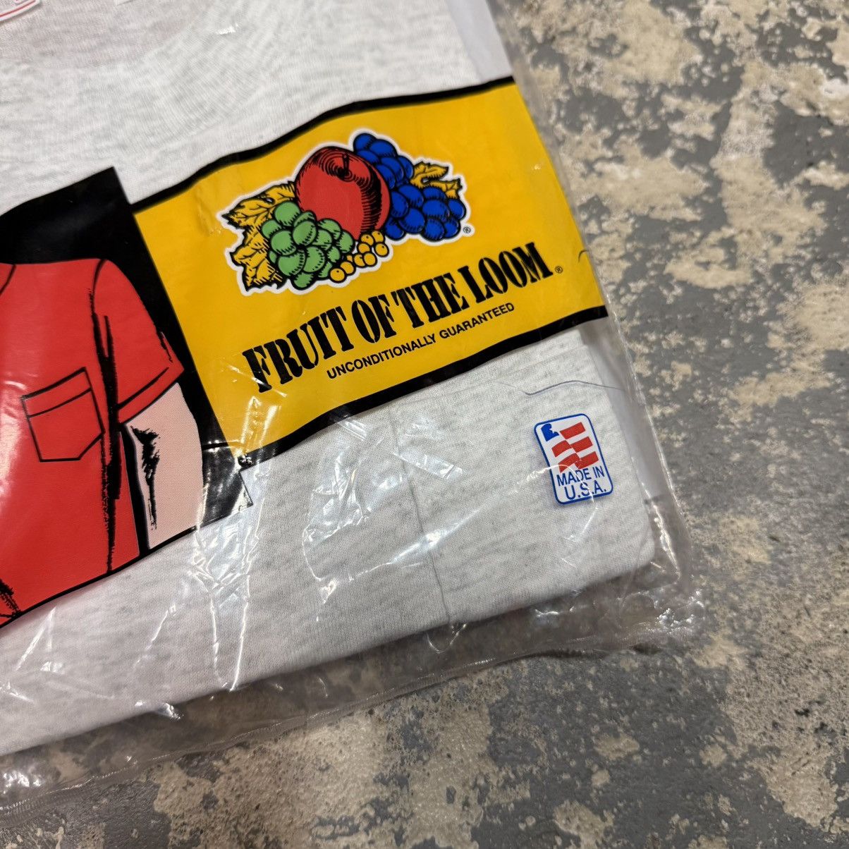 Fruit Of The Loom Vintage Grey Fruit Of The Loom Pocket Tshirt New With Tags Size US XL / EU 56 / 4 - 5 Thumbnail