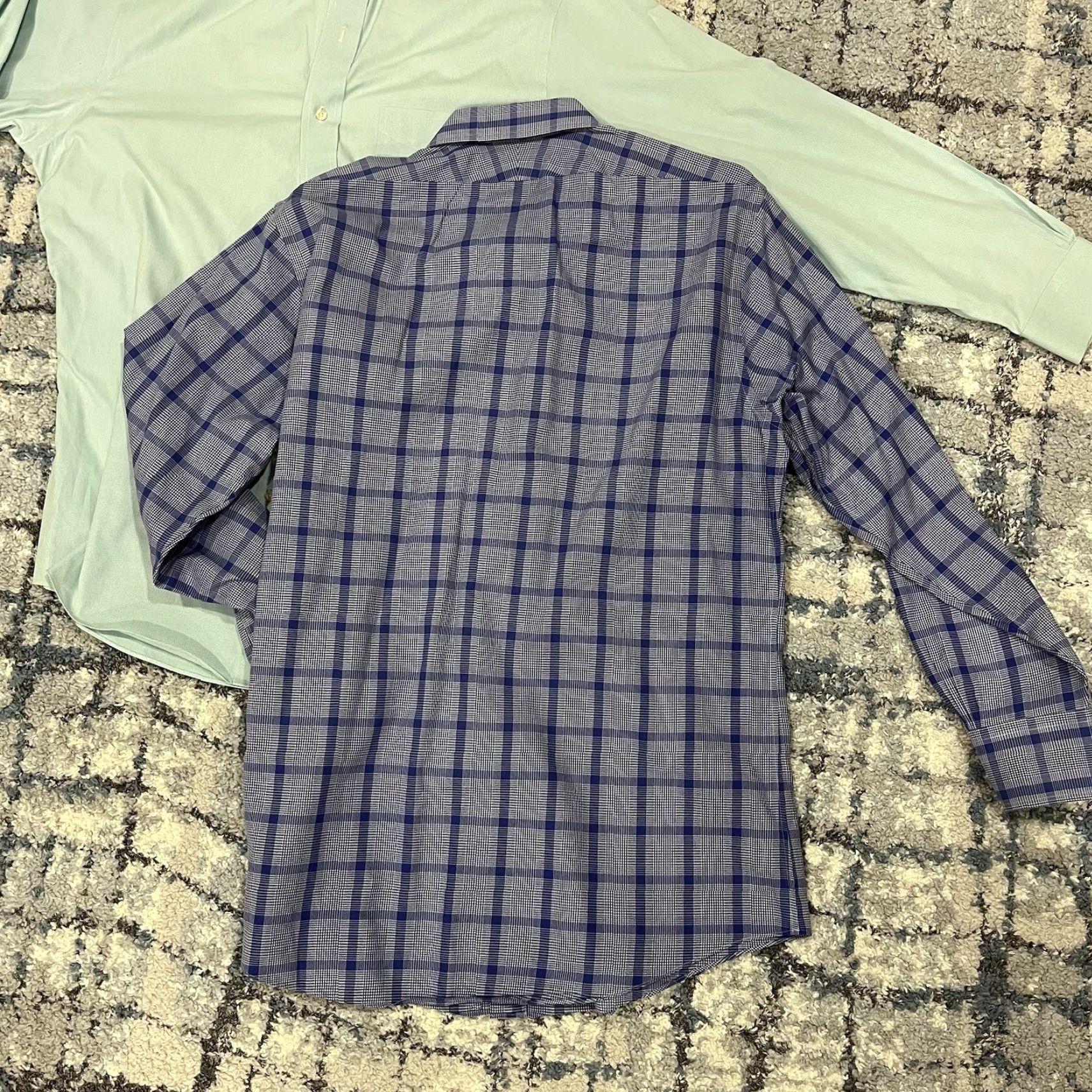 Brooks Brothers Brooks Brothers Dress Shirt Mens 16 33 Non Iron Supima Cotton Polka Dot Blue Barrel Cuff Long Sleeve Collared Point Regular Size 42R - 3 Thumbnail