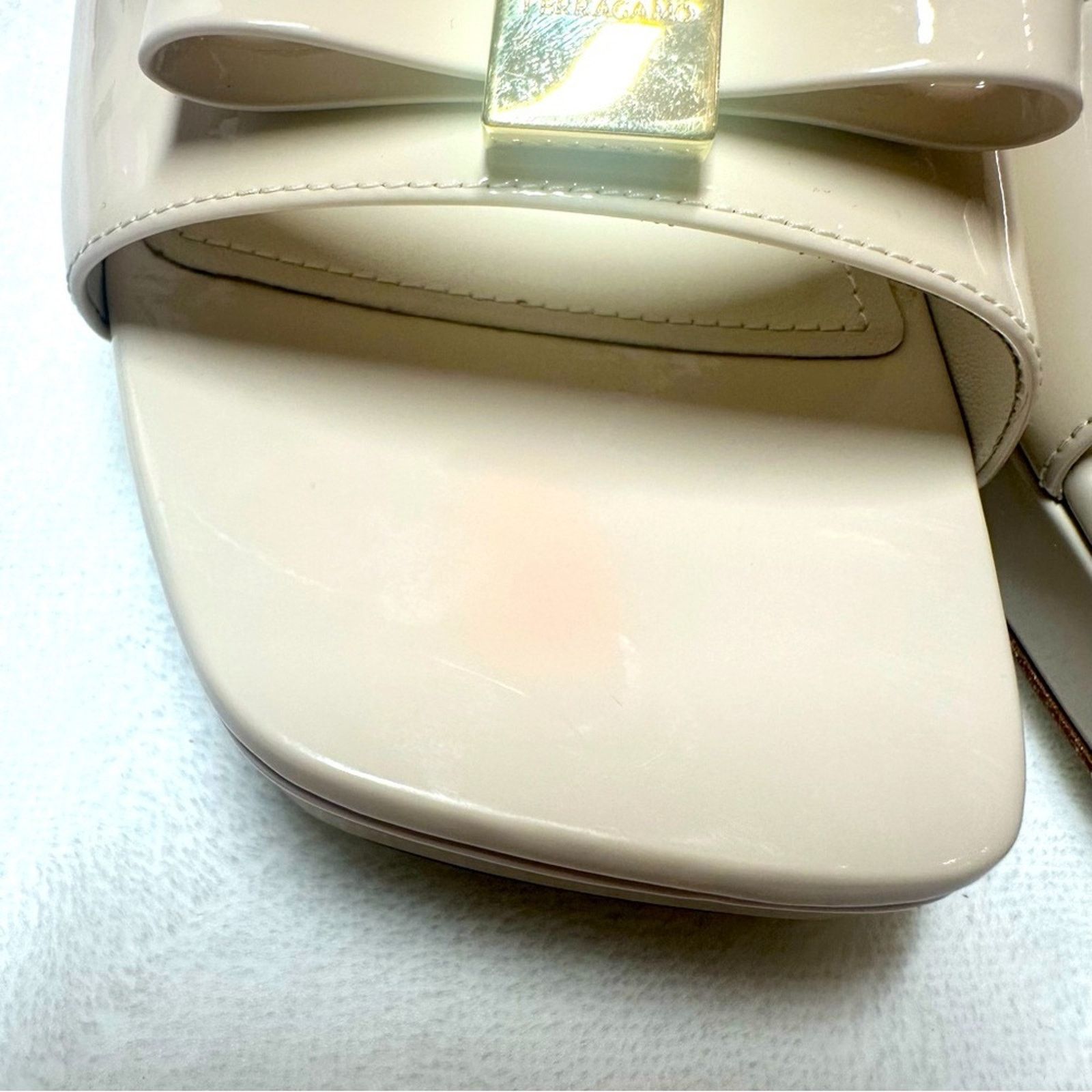 Salvatore Ferragamo Ferragamo Marika Patent Leather Women's Sandals Size US 9 / IT 39 - 5 Thumbnail
