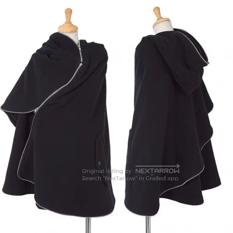 Comme des Garcons Comme Des Garcons Bat-winged cloak coat, zipper design, wo Size S / US 4 / IT 40 - 5 Thumbnail