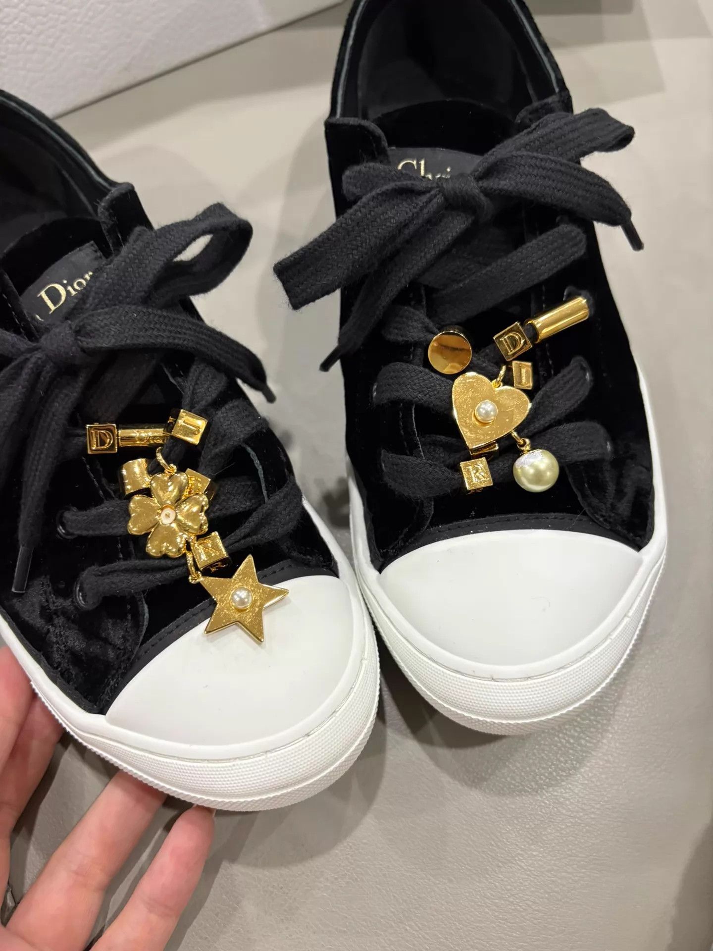 Dior Dior 25 New Black Velvet Lucky Casual Sneakers 36 Size US 5.5 / IT 35.5 - 2 Thumbnail