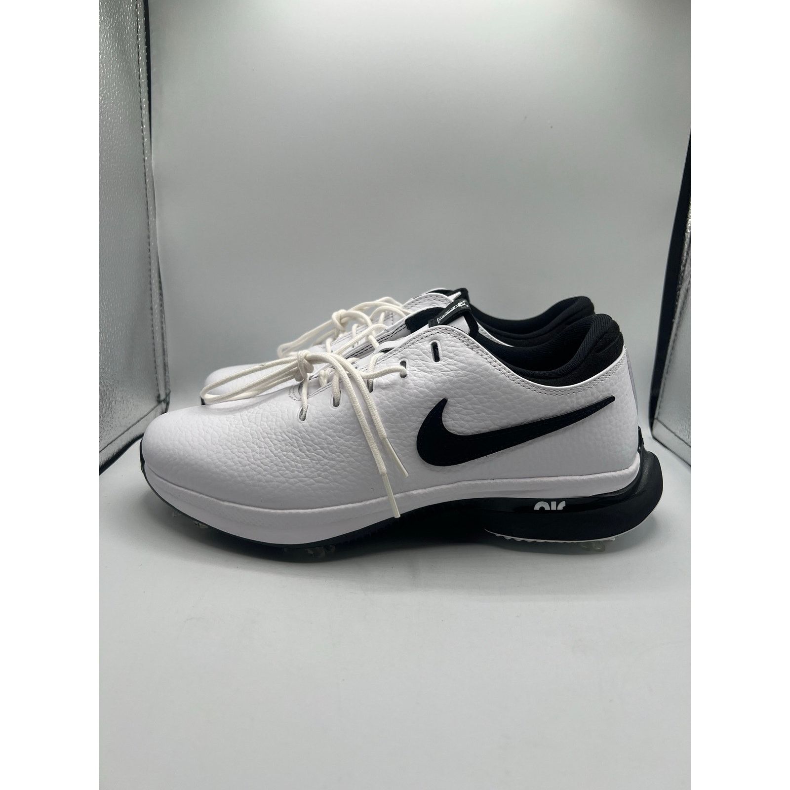 Nike Nike Air Zoom Victory Tour 3 Wide ‘White Black’ size 7.5 men Size US 7.5 / EU 40-41 - 1 Thumbnail