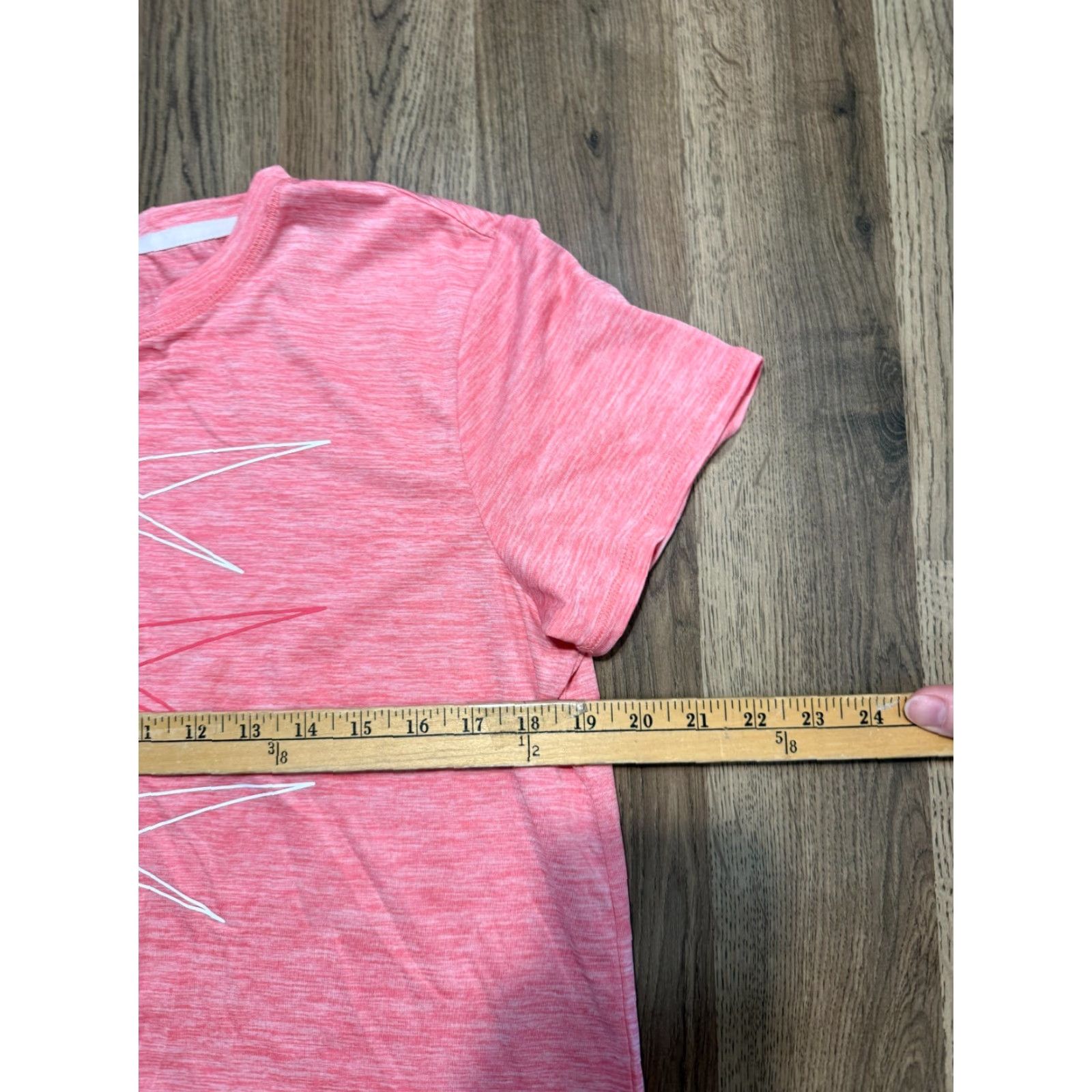 Reebok Reebok Shirt Womens Large White Pink Athletic Wear Crewneck Shirt Ladies Regular Fit Cotton Short Sleeve Casual Modern Basic Spring Summer Fall Womens Size L / US 10 / IT 46 - 6 Thumbnail
