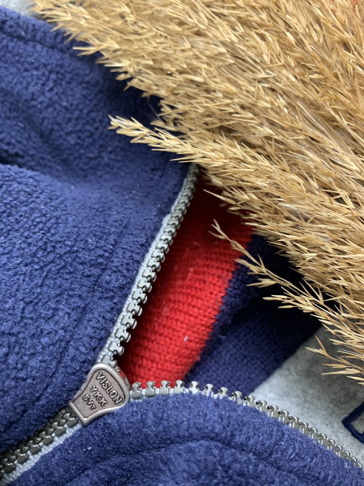 Tommy Hilfiger × Vintage Vintage Tommy Hillfiger 90’s 1/4 Fleece Sweatshirt Size US XL / EU 56 / 4 - 10 Thumbnail