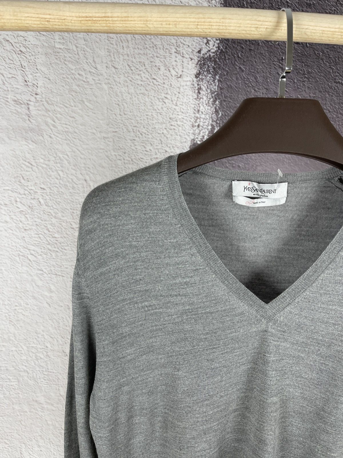 Yves Saint Laurent Yves Saint Laurent Rive Gauche Tom Ford era v-neck sweater Size US L / EU 52-54 / 3 - 3 Thumbnail