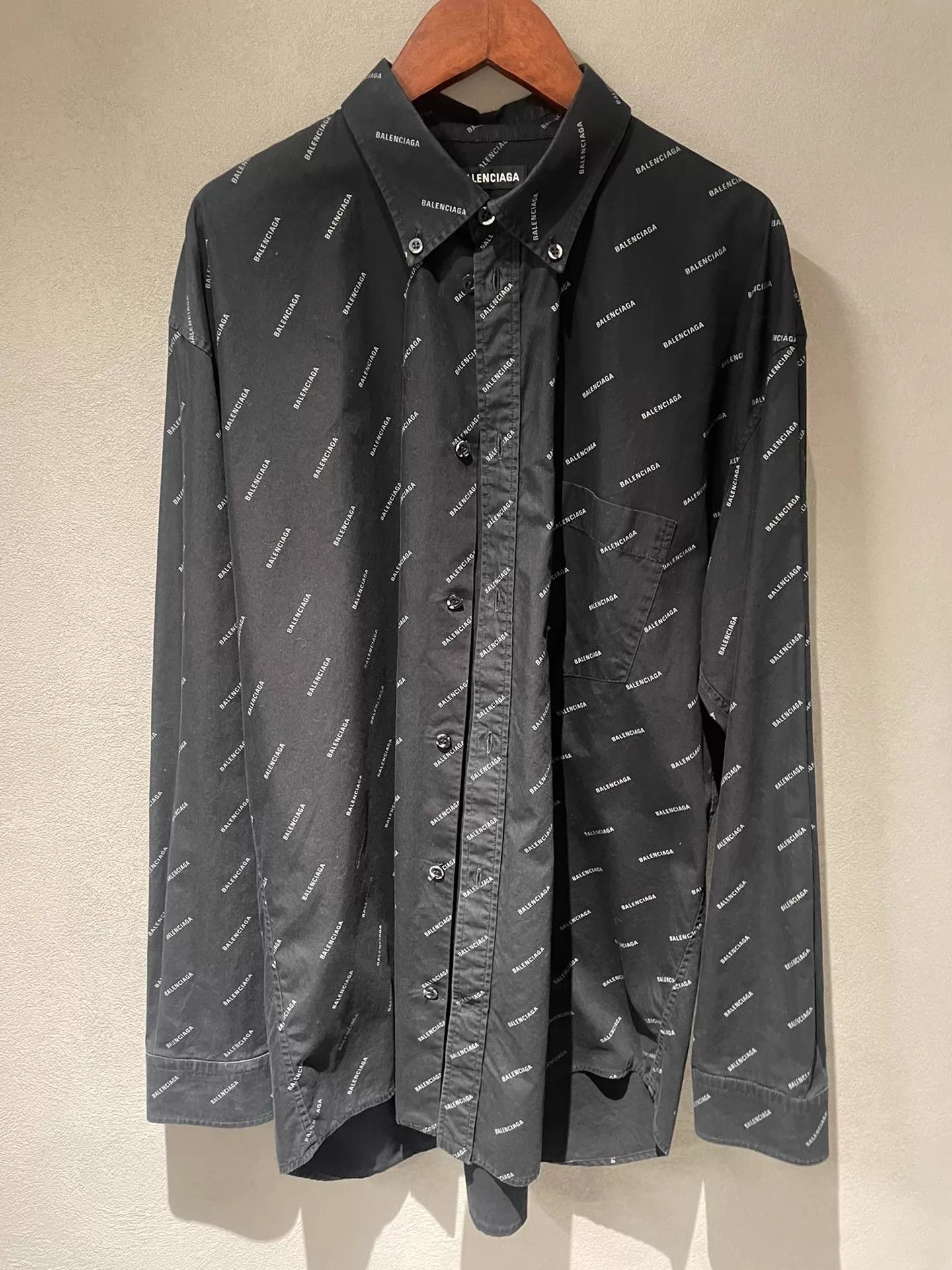Balenciaga BALENCIAGA LS Shirt Size 38 Excellent Condition Size US S / EU 44-46 / 1 - 1 Thumbnail