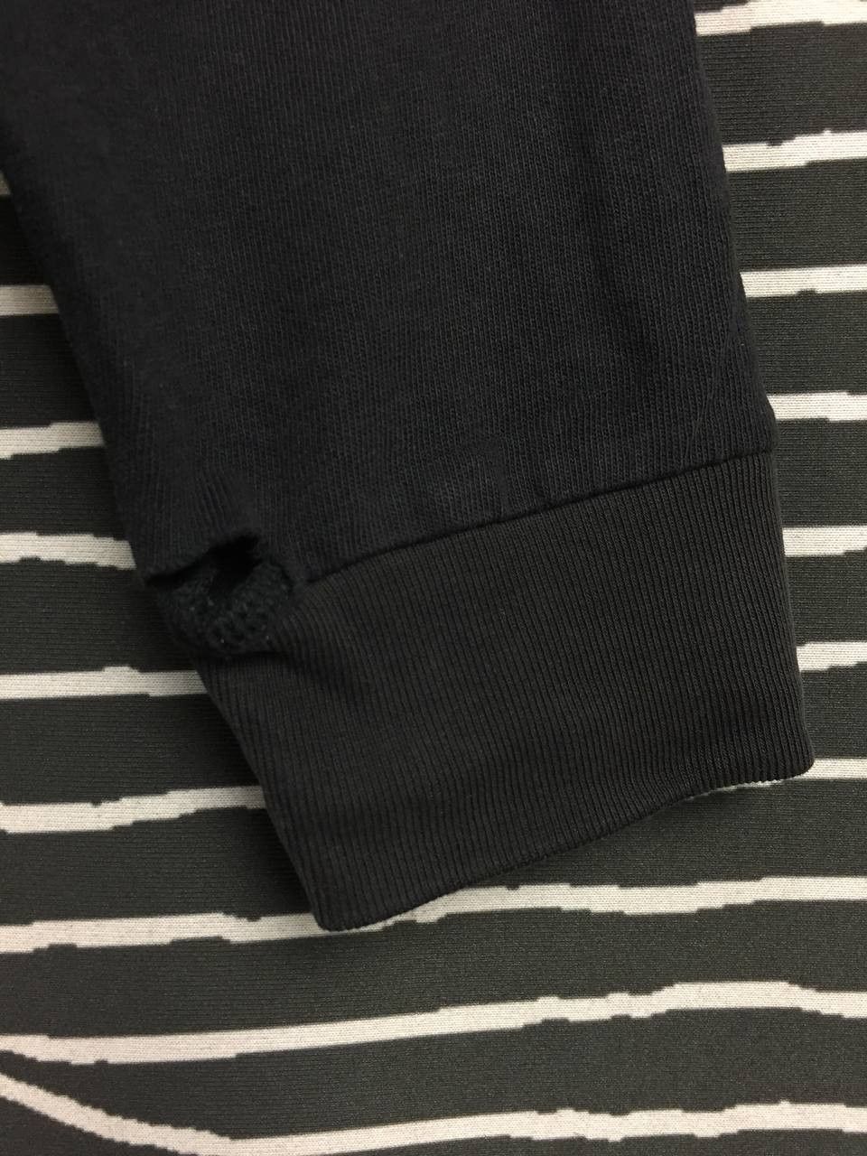 Keith Haring Uniqlo Keith Haring MoMA Collaboration Black Long Sleeve Tee Size US M / EU 48-50 / 2 - 11 Thumbnail
