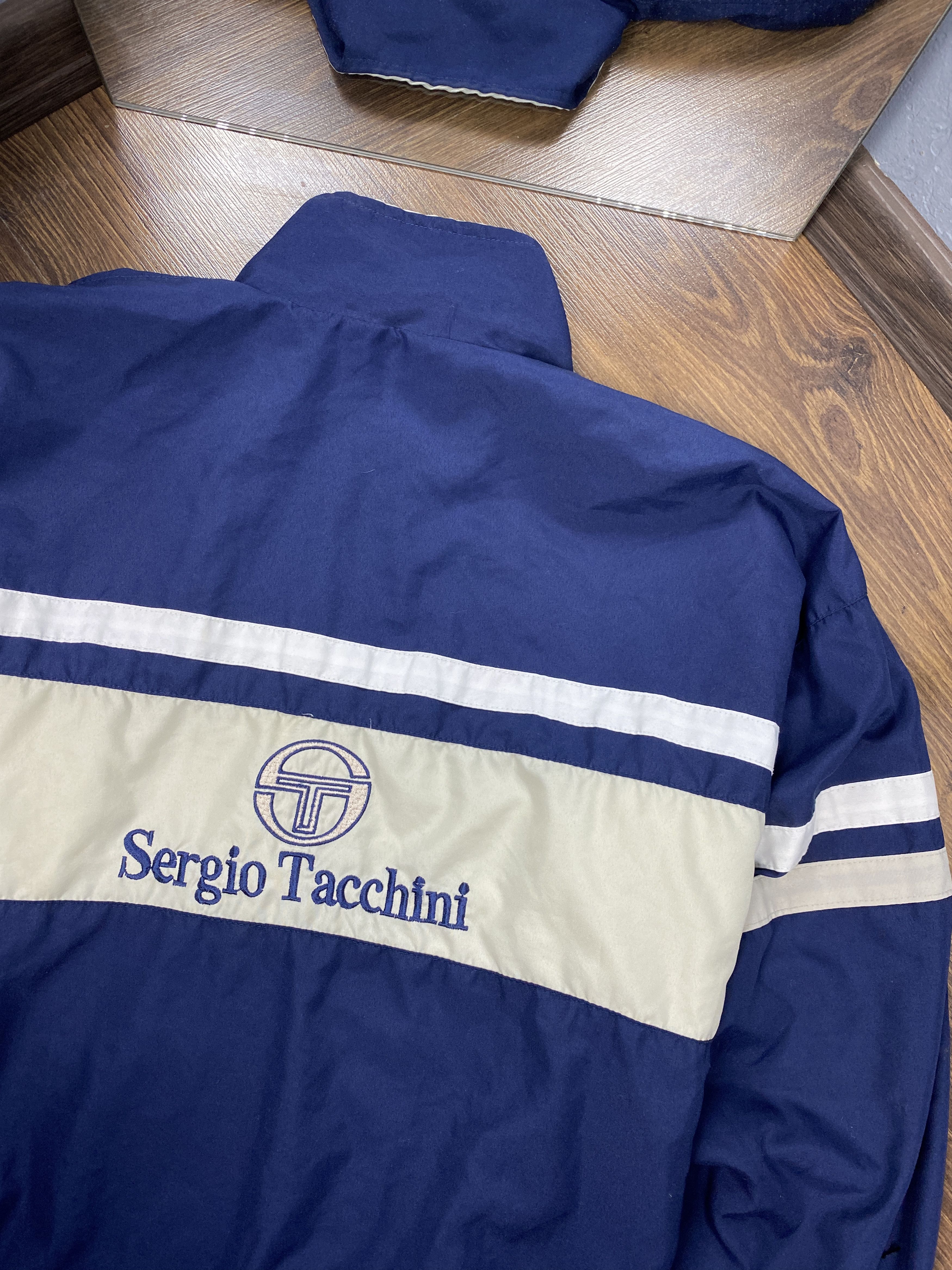 Sergio Tacchini Sergio Tacchini vintage distressed nylon track top jacket Size US M / EU 48-50 / 2 - 13 Thumbnail