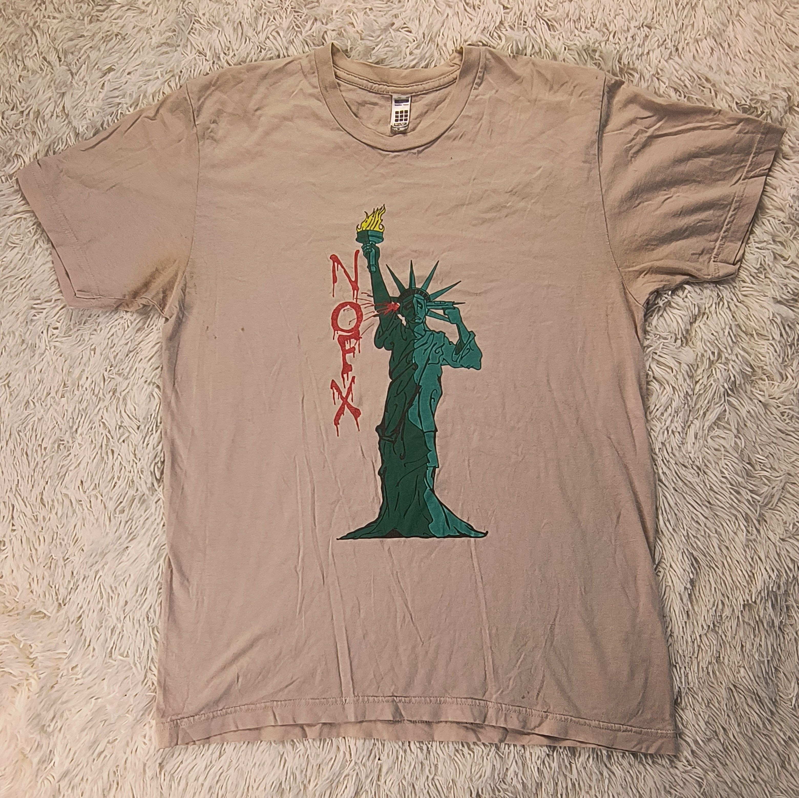 Band Tees Vintage Y2K NOFX rock against Bush tour 2004 Size US M / EU 48-50 / 2 - 3 Thumbnail