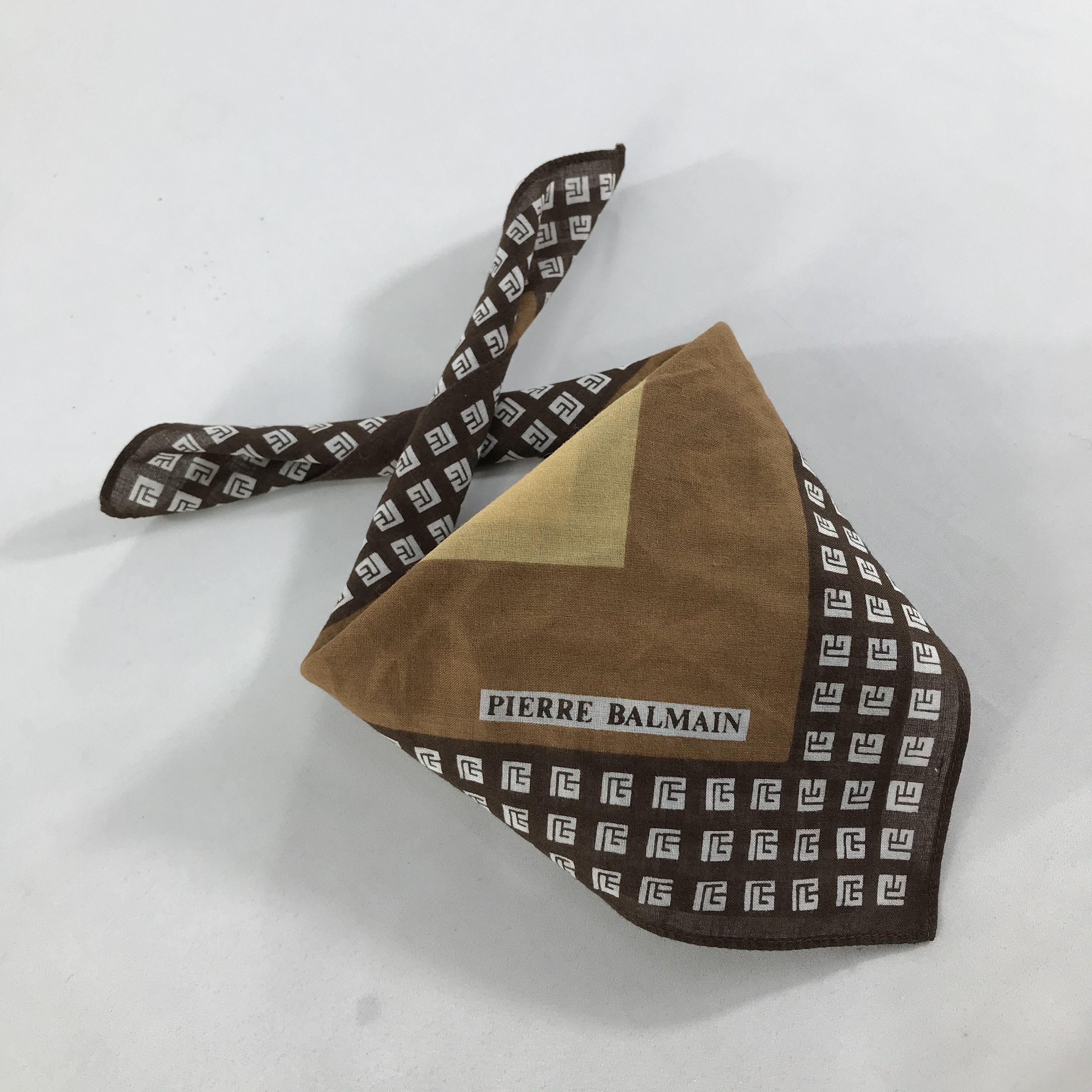 Pierre Balmain × Vintage Pierre Balmain Bandana / Handkerchief / Neckerchief -S1750 Size ONE SIZE - 4 Thumbnail